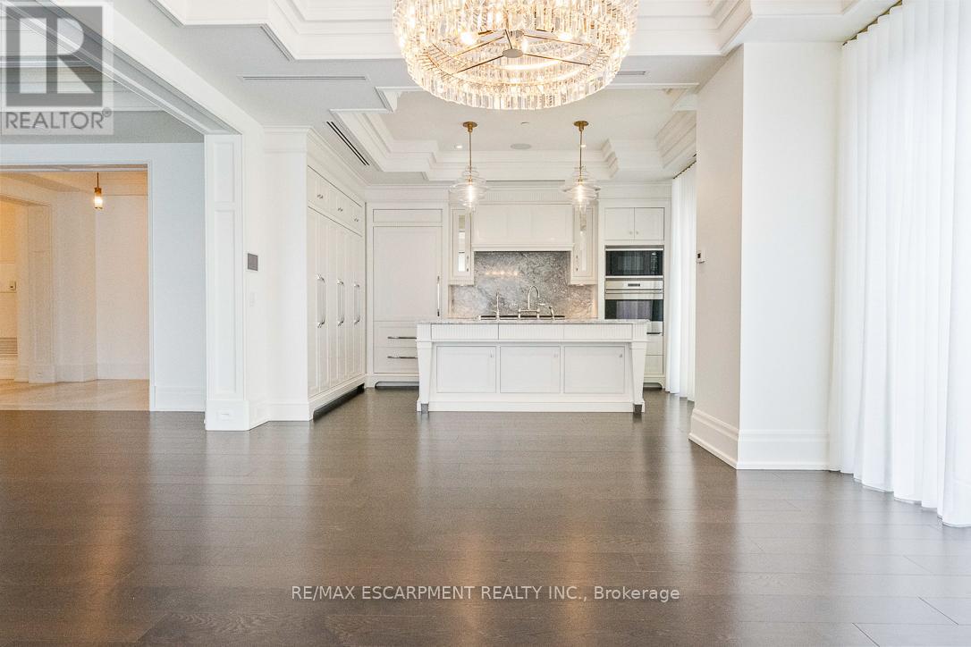 212 - 300 Randall Street, Oakville, Ontario  L6J 1R1 - Photo 23 - W12456293