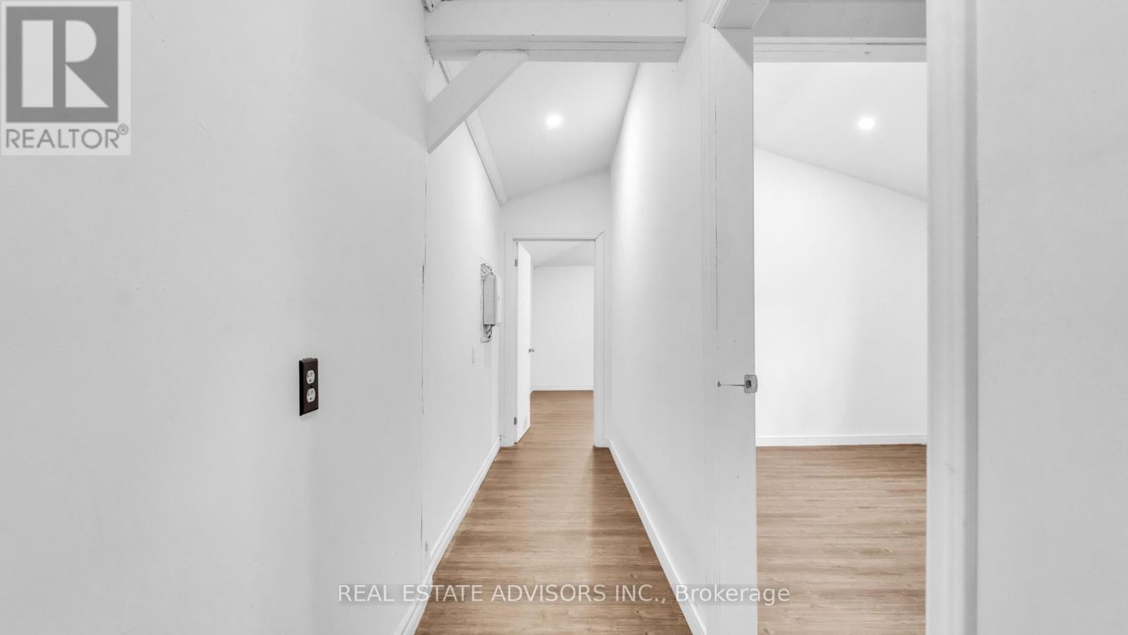 328 Little Avenue, Barrie, Ontario  L4N 2Z6 - Photo 15 - S12454861