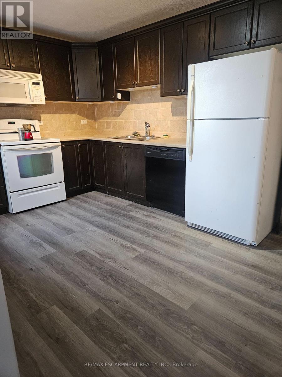 509 Cochrane Road, Hamilton, Ontario  L8K 3H4 - Photo 15 - X12453192