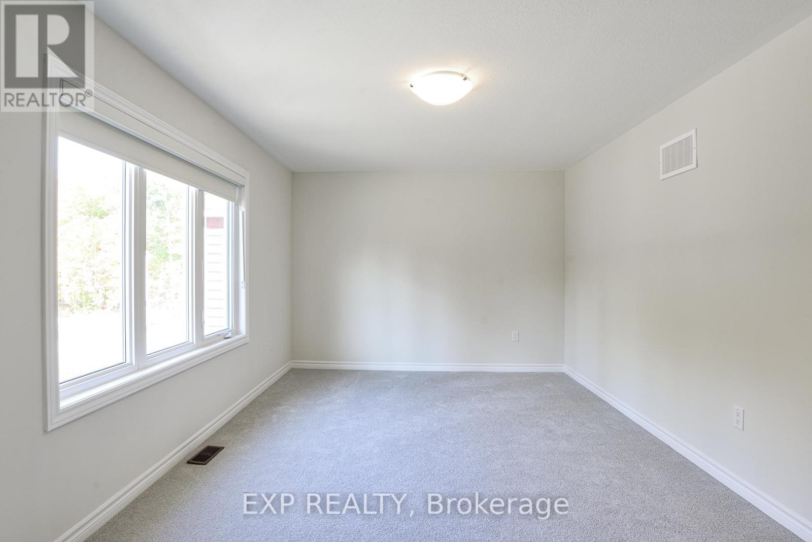 185 Beechwood Forest Lane, Gravenhurst, Ontario  P1P 0H8 - Photo 20 - X12457292