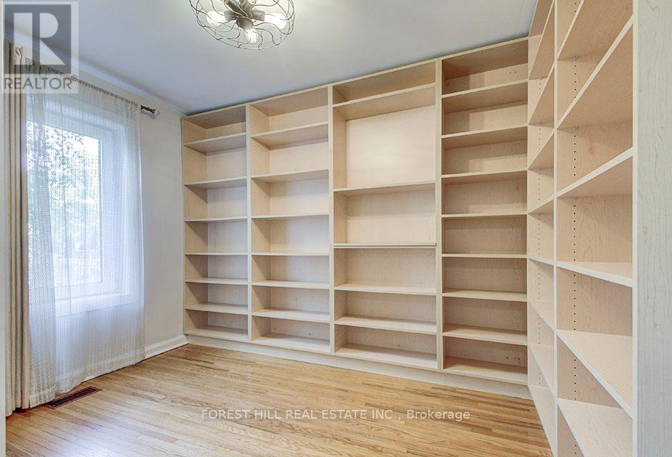 123 Bevdale Road, Toronto, Ontario  M2R 1L9 - Photo 5 - C12481189