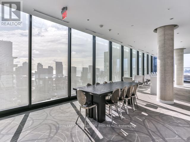 510 - 11 Charlotte Street, Toronto, Ontario  M5V 0M6 - Photo 4 - C12481245