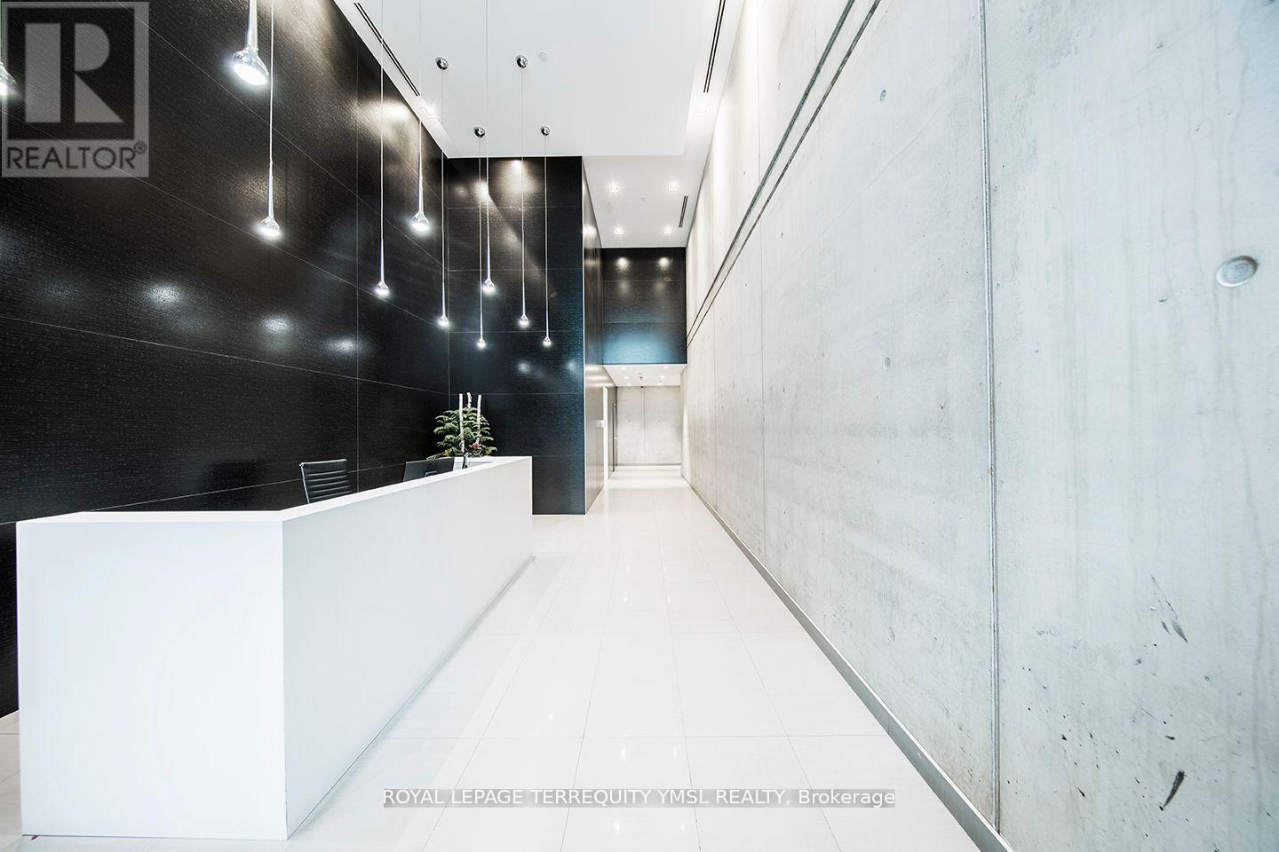 510 - 11 Charlotte Street, Toronto, Ontario  M5V 0M6 - Photo 5 - C12481245