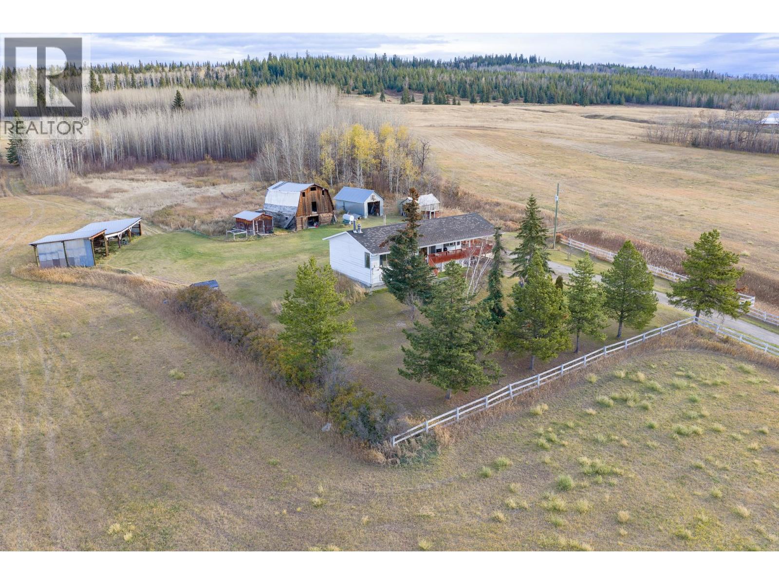 21900 E 16 Highway, Fort Fraser, British Columbia  V0J 3A0 - Photo 2 - R3061568