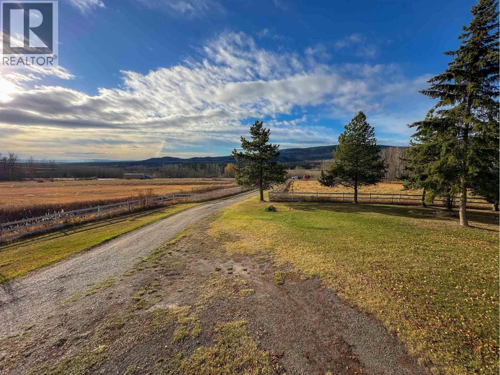 21900 E 16 Highway, Fort Fraser, British Columbia  V0J 3A0 - Photo 36 - R3061568