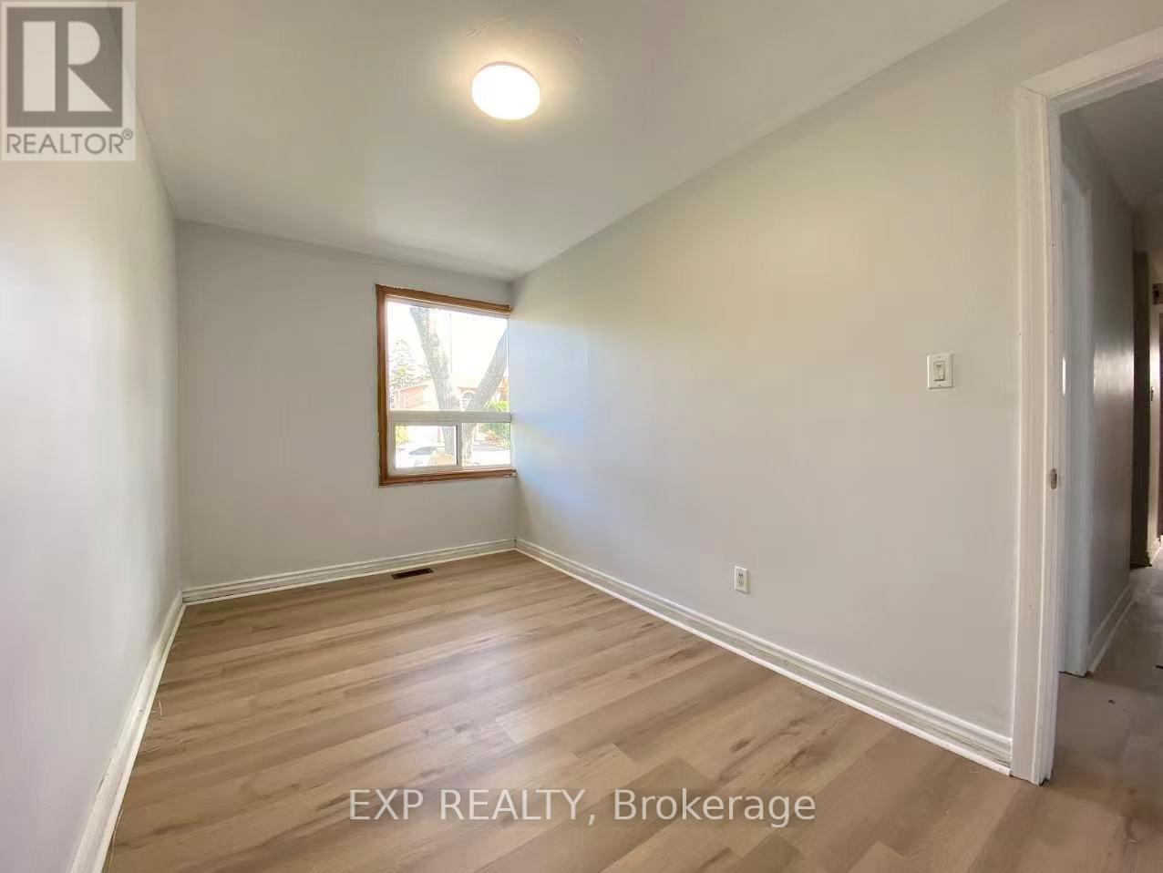 6 Deblyn Drive, Toronto, Ontario  M1S 1J4 - Photo 3 - E12481178