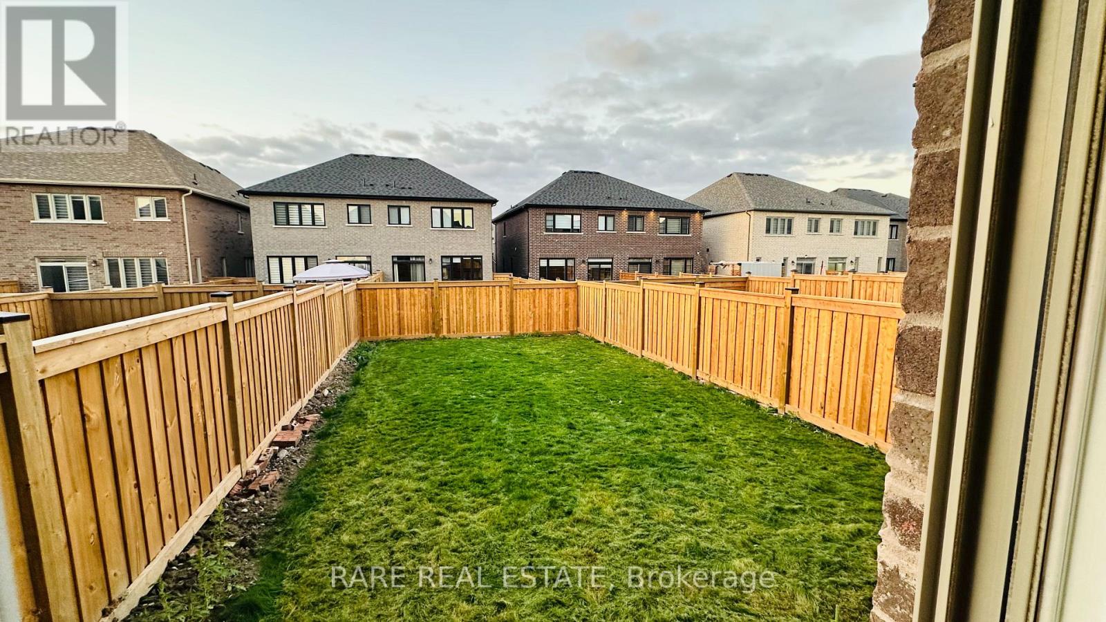 131 Closson Drive, Whitby, Ontario  L1P 0M7 - Photo 10 - E12481206
