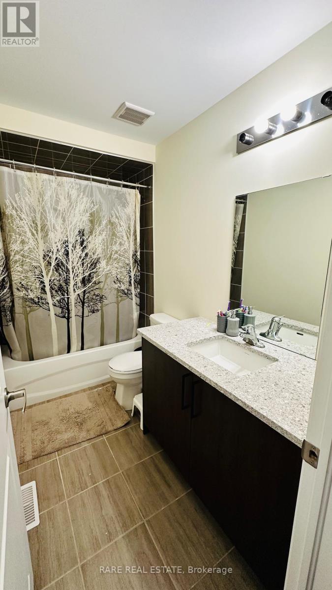 131 Closson Drive, Whitby, Ontario  L1P 0M7 - Photo 18 - E12481206