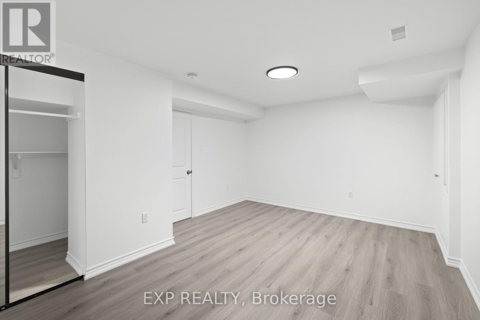 39 O'shea Crescent, Ajax, Ontario  L1T 4W7 - Photo 9 - E12481225