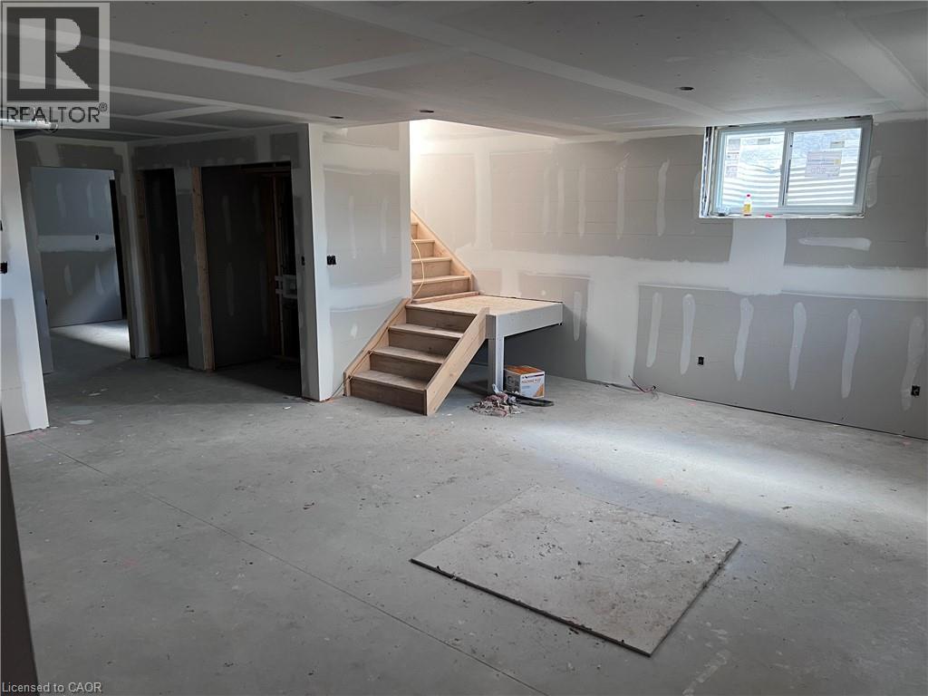 790 Bryans Drive Unit# 2, Huron East, Ontario  N0G 1H0 - Photo 4 - 40781435