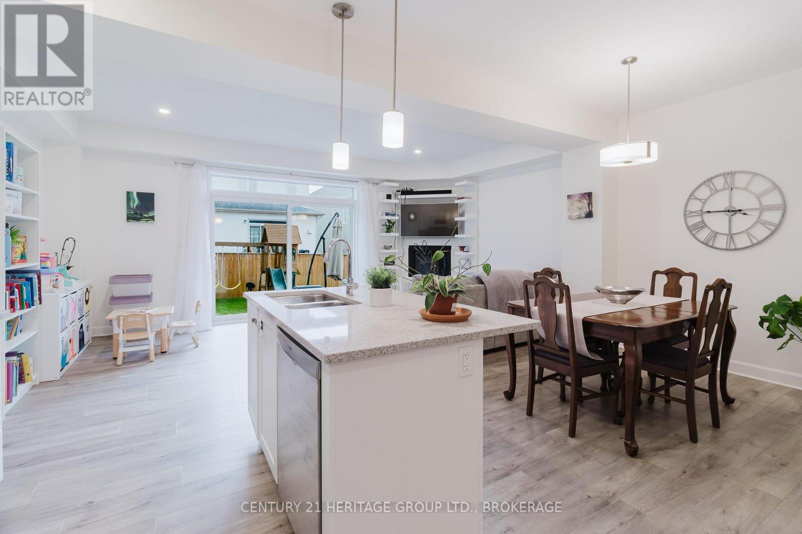 1534 Scarlet Street, Kingston (Kingston East (Incl Barret Crt)), Ontario  K7K 0H6 - Photo 26 - X12481328