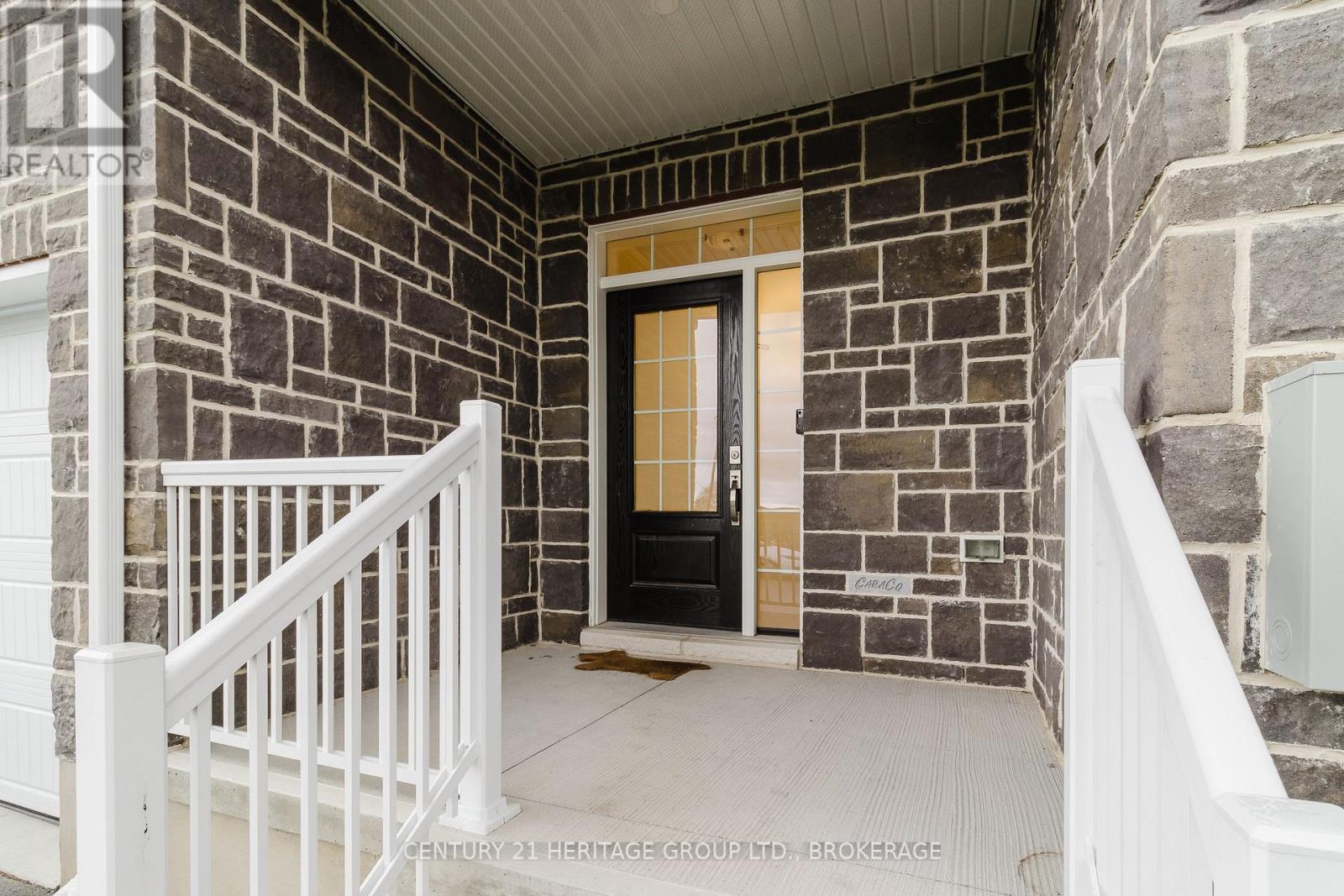 1534 Scarlet Street, Kingston (Kingston East (Incl Barret Crt)), Ontario  K7K 0H6 - Photo 3 - X12481328