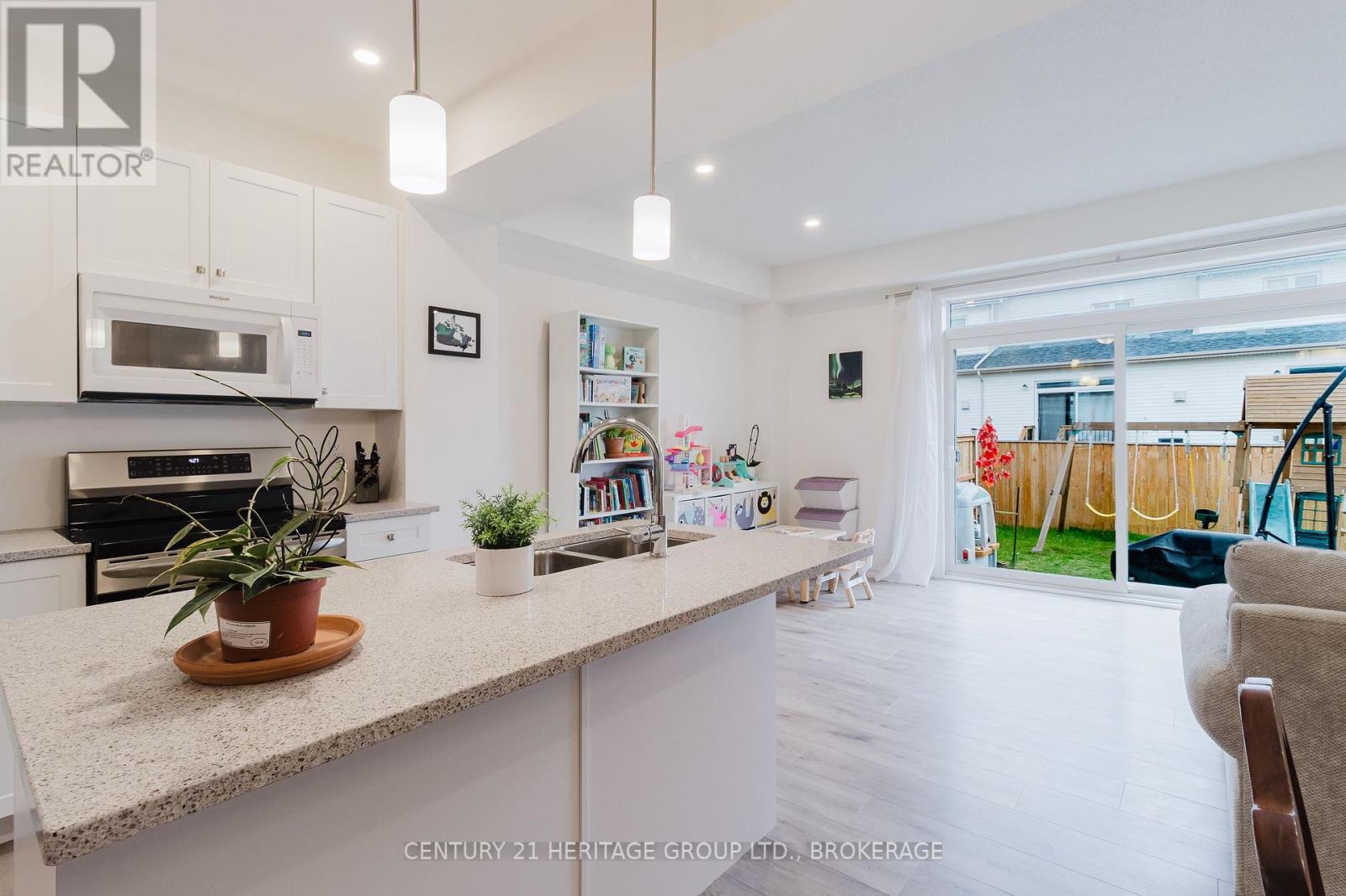 1534 Scarlet Street, Kingston (Kingston East (Incl Barret Crt)), Ontario  K7K 0H6 - Photo 44 - X12481328