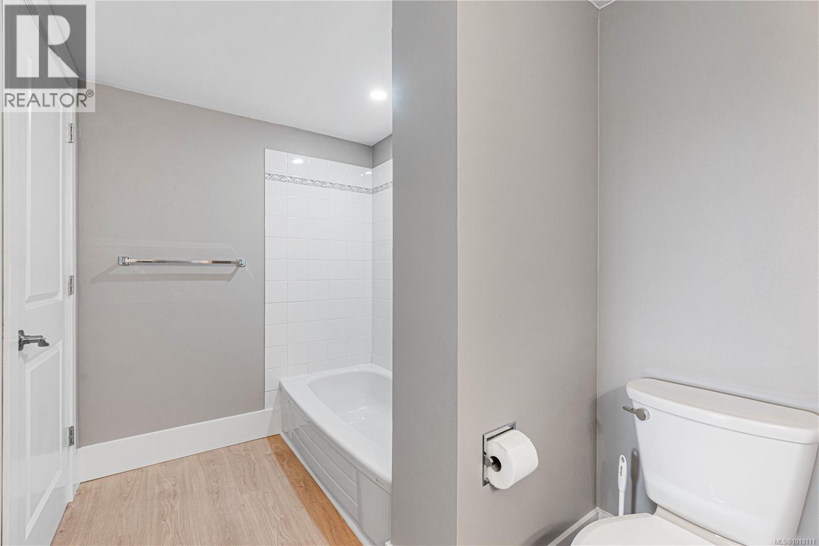 301 345 Morison Ave, Parksville, British Columbia  V9P 1P6 - Photo 19 - 1013111