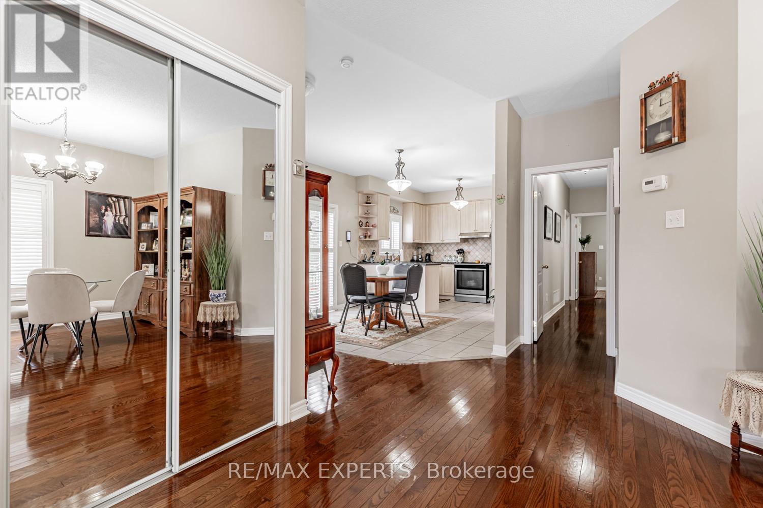 141 Michelle Drive, Vaughan, Ontario  L4L 9E1 - Photo 13 - N12481180
