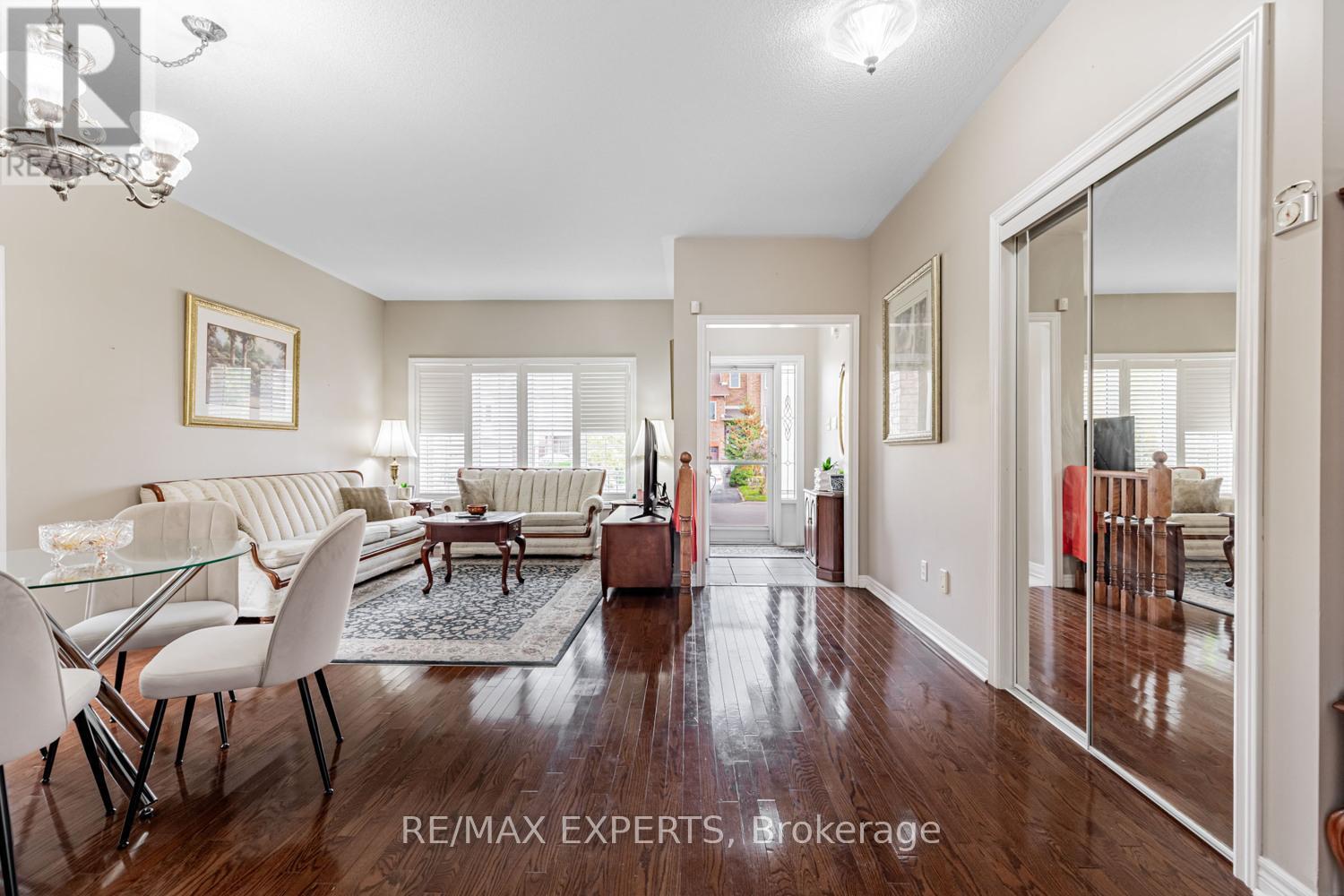141 Michelle Drive, Vaughan, Ontario  L4L 9E1 - Photo 14 - N12481180