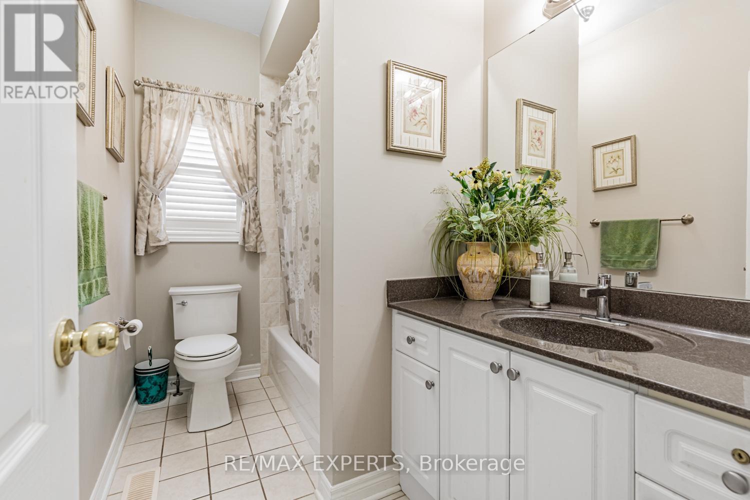 141 Michelle Drive, Vaughan, Ontario  L4L 9E1 - Photo 21 - N12481180