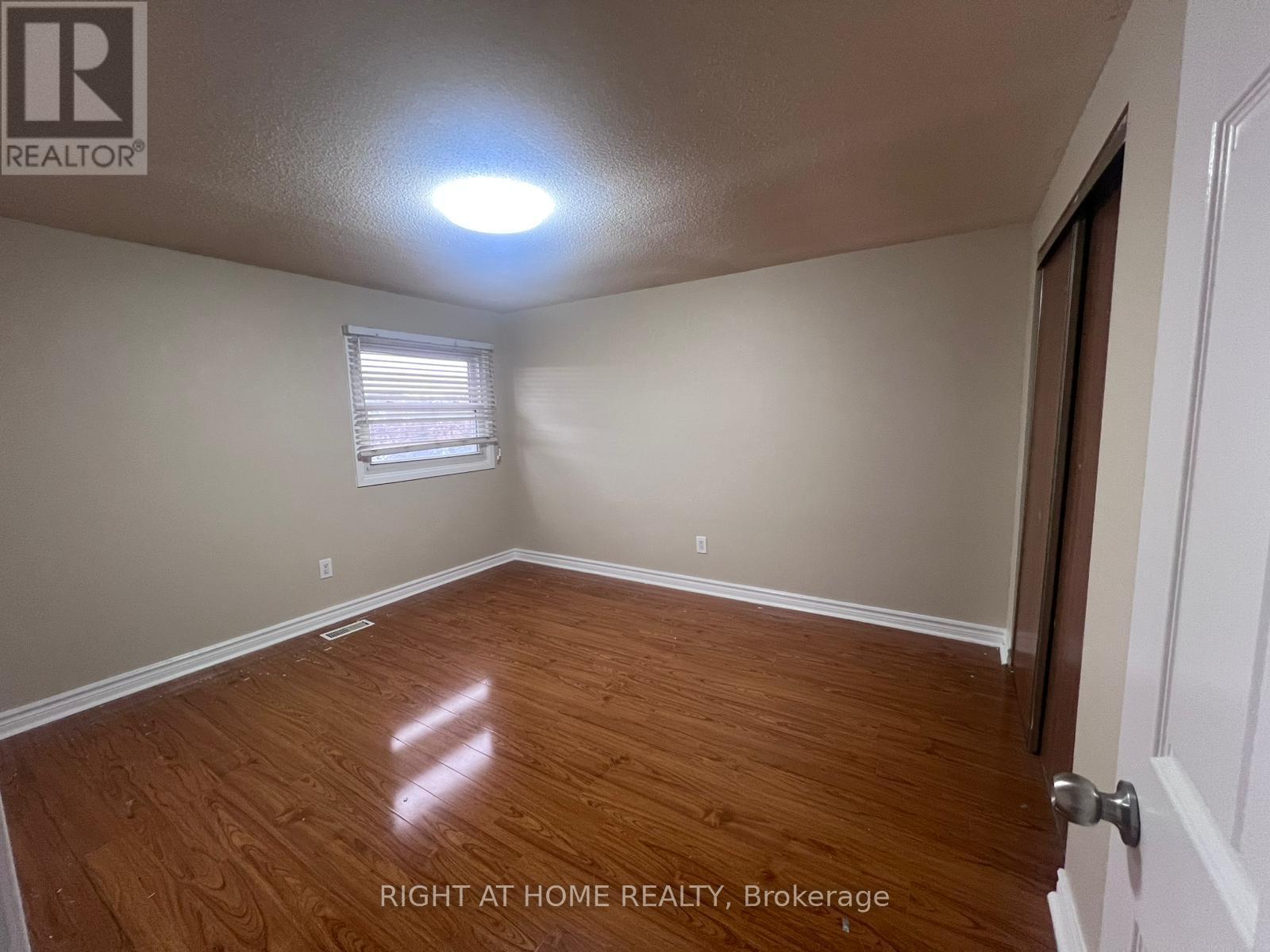 Main Fl - 16 Lavron Court, Markham, Ontario  L3S 2R4 - Photo 18 - N12481240