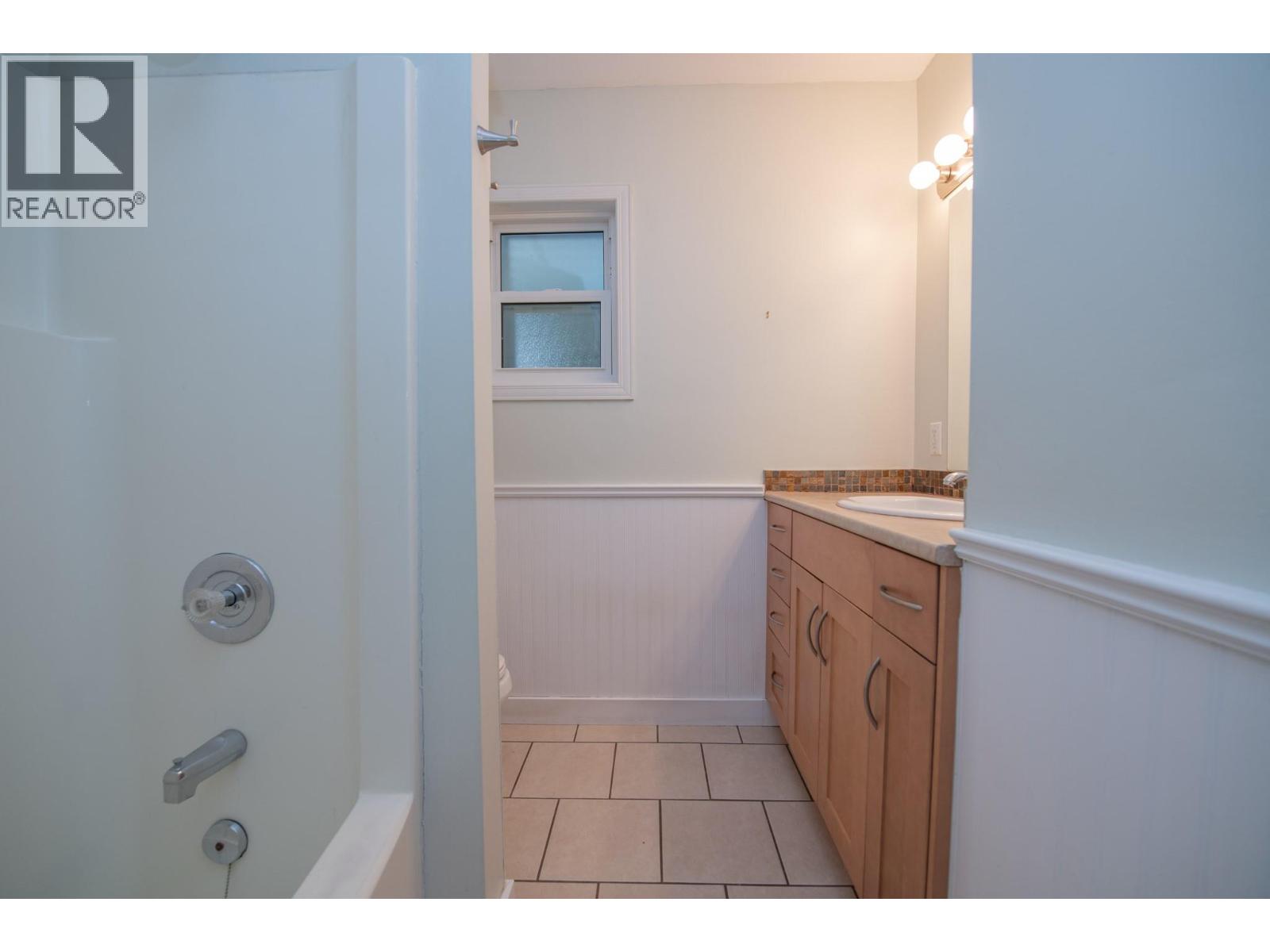 3005 15 Street, Vernon, British Columbia  V1T 3W1 - Photo 21 - 10366726