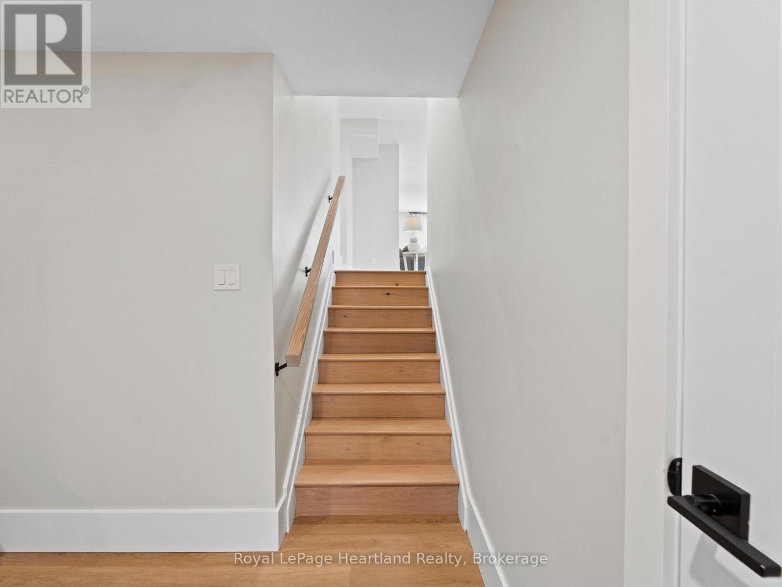 238 Bennett Street W, Goderich, Ontario  N7A 1X9 - Photo 28 - X12481358