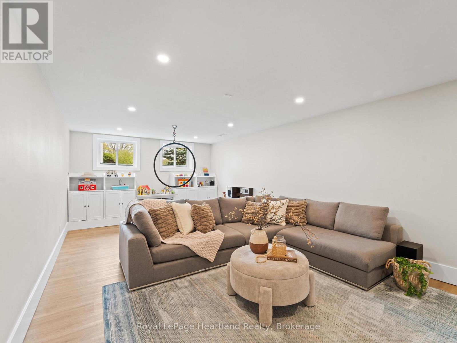 238 Bennett Street W, Goderich, Ontario  N7A 1X9 - Photo 40 - X12481358