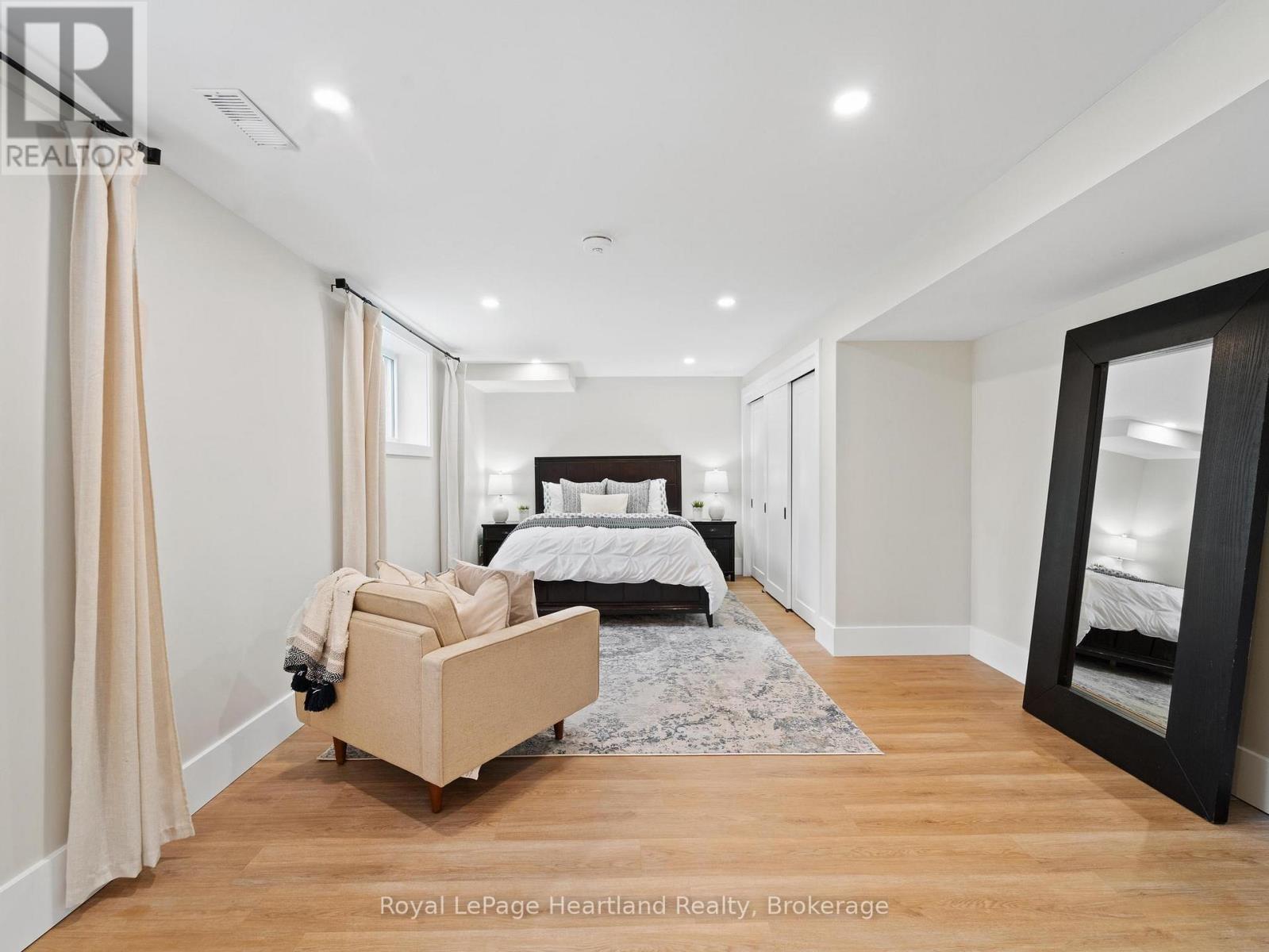 238 Bennett Street W, Goderich, Ontario  N7A 1X9 - Photo 42 - X12481358