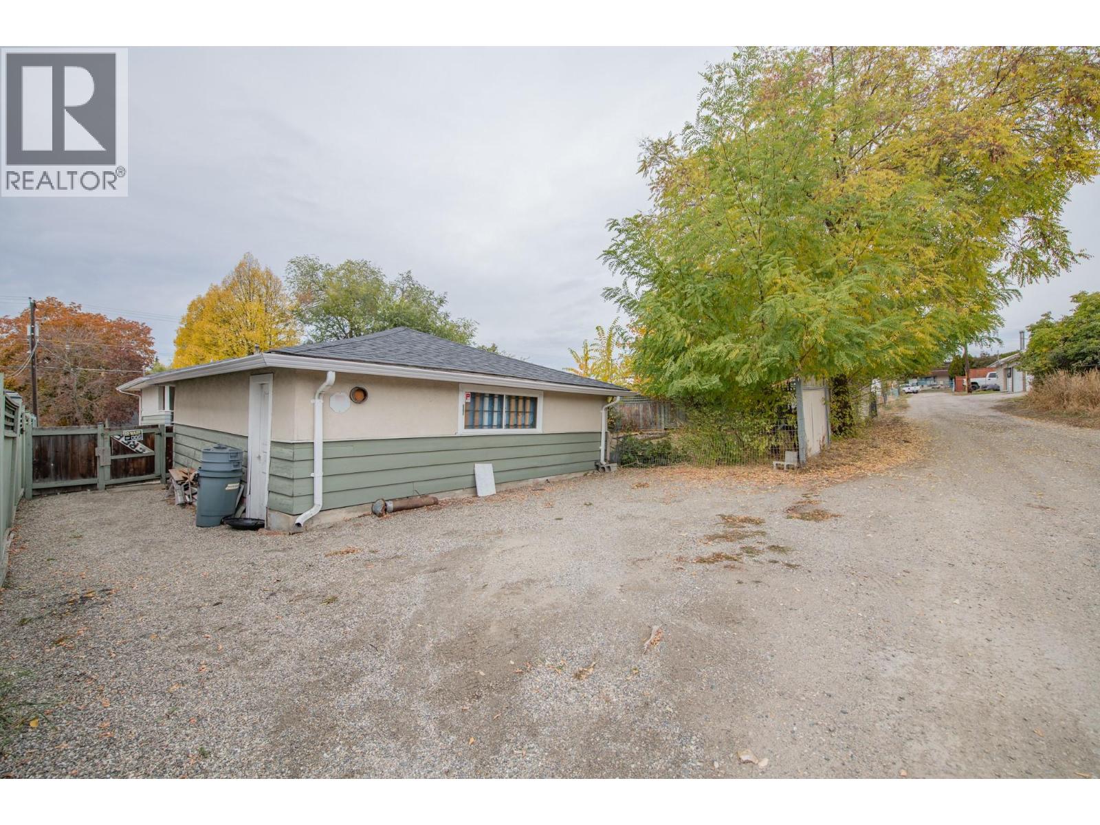 3005 15 Street, Vernon, British Columbia  V1T 3W1 - Photo 45 - 10366726