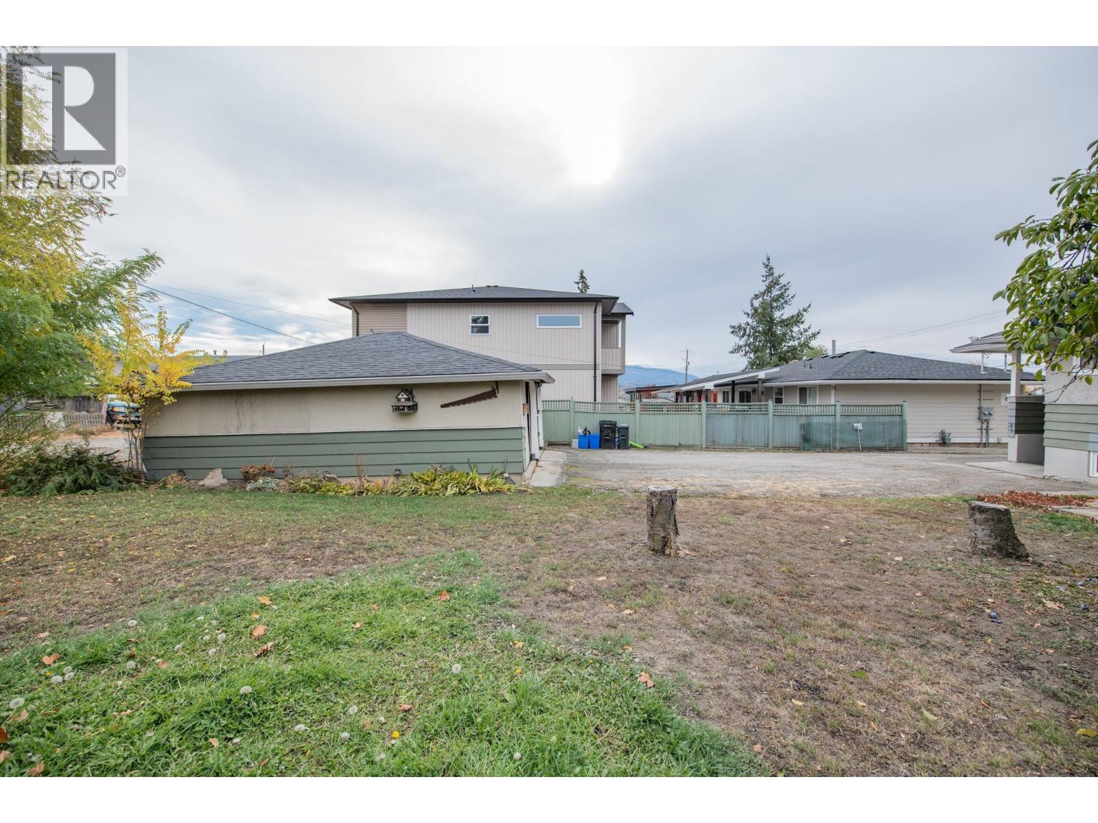 3005 15 Street, Vernon, British Columbia  V1T 3W1 - Photo 44 - 10366726