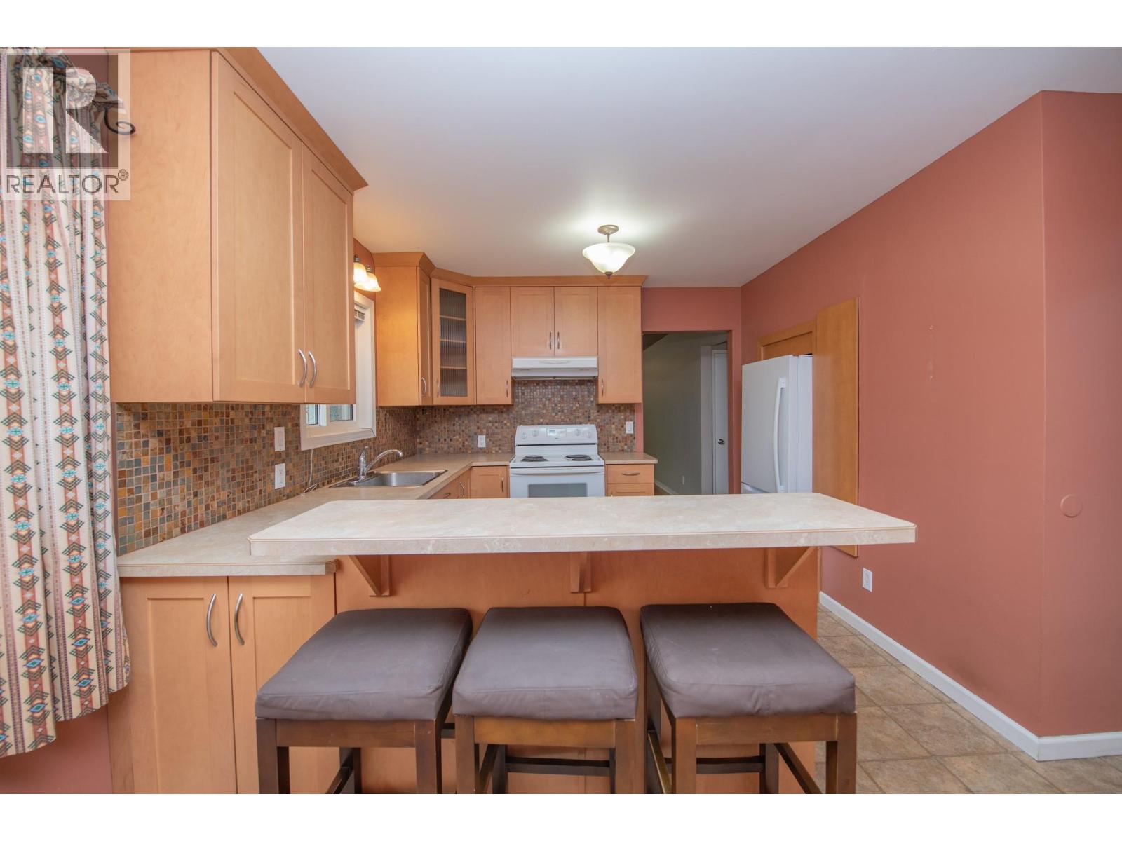 3005 15 Street, Vernon, British Columbia  V1T 3W1 - Photo 10 - 10366726