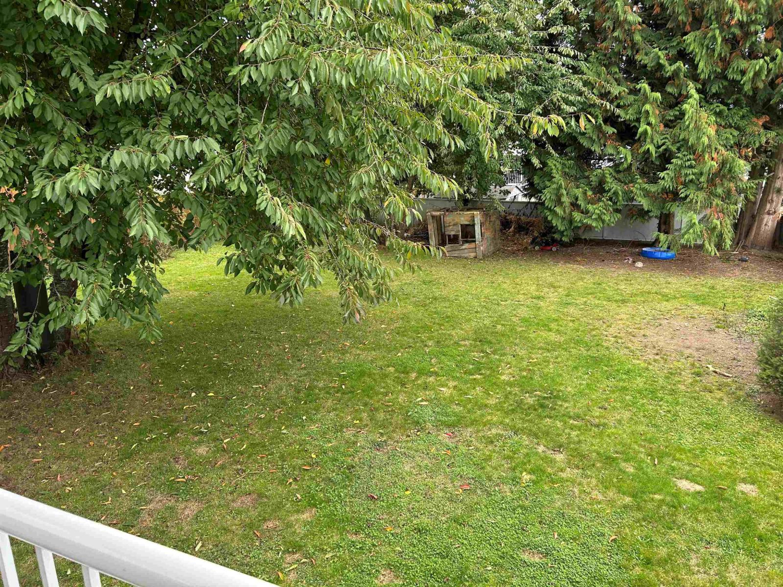 13854 89a Avenue, Surrey, British Columbia  V3V 6K9 - Photo 3 - R3061737