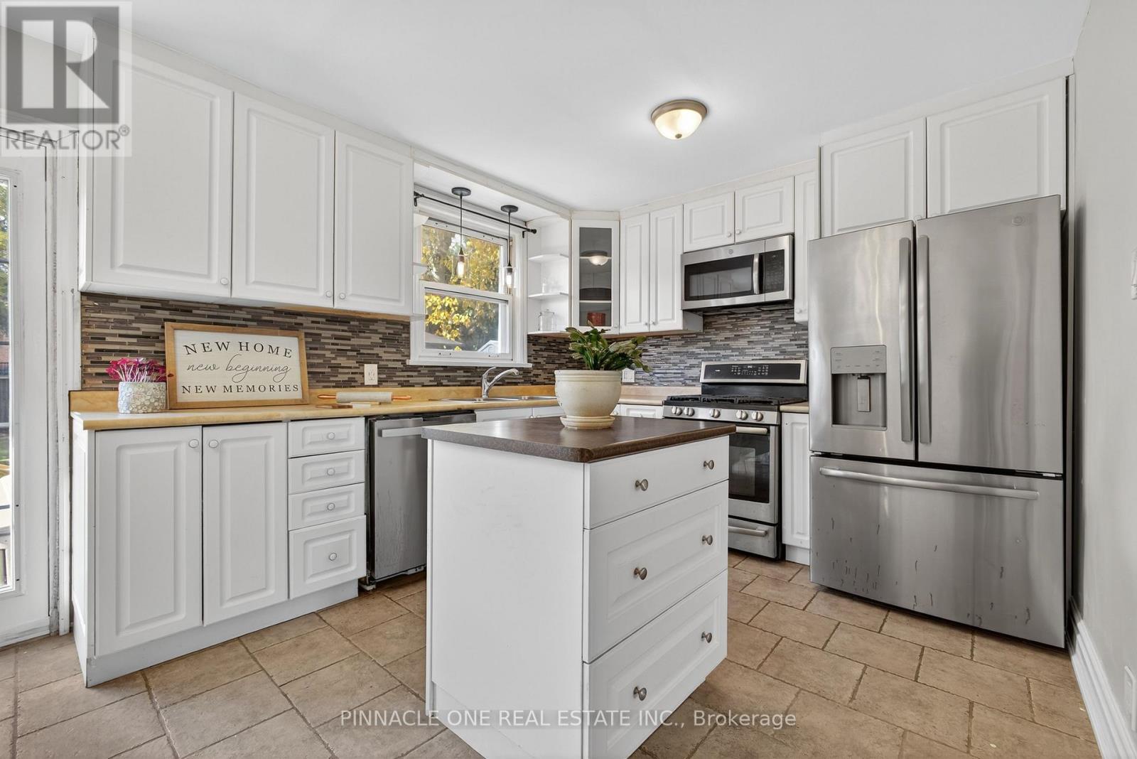 812 Grierson Street, Oshawa, Ontario  L1G 5J9 - Photo 15 - E12479512