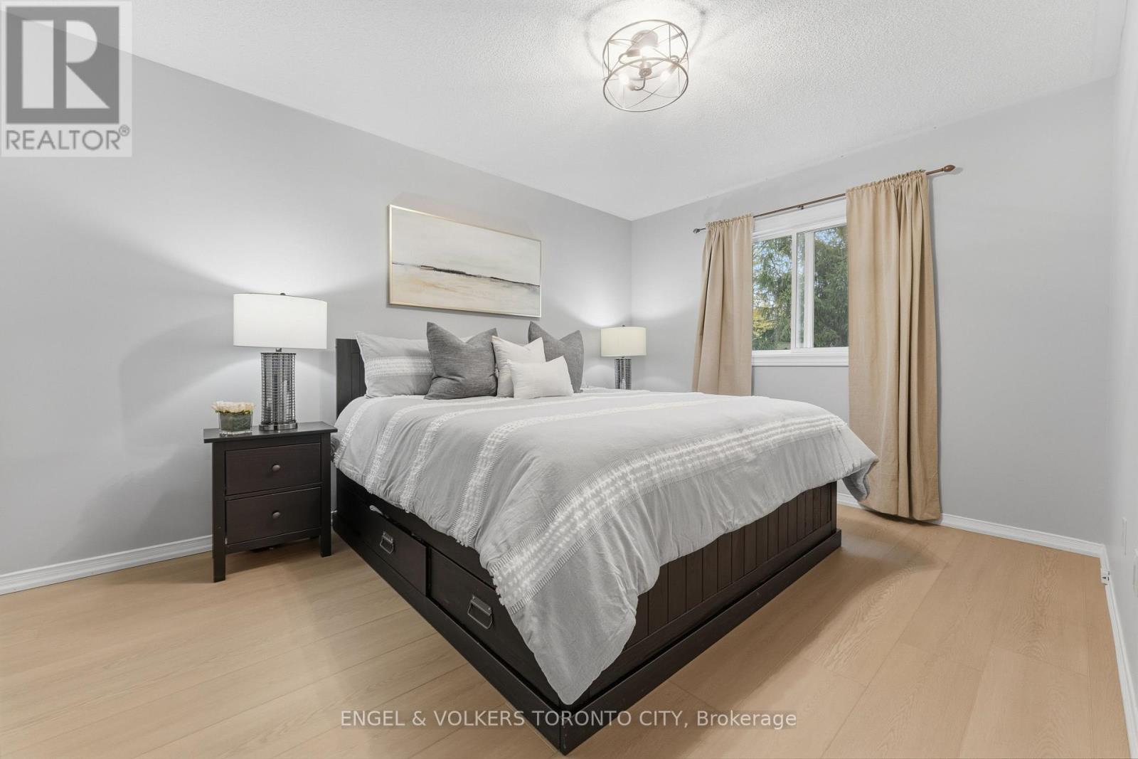 6 Kingsgate Crescent, East Gwillimbury (Mt Albert), Ontario  L0G 1M0 - Photo 17 - N12480796