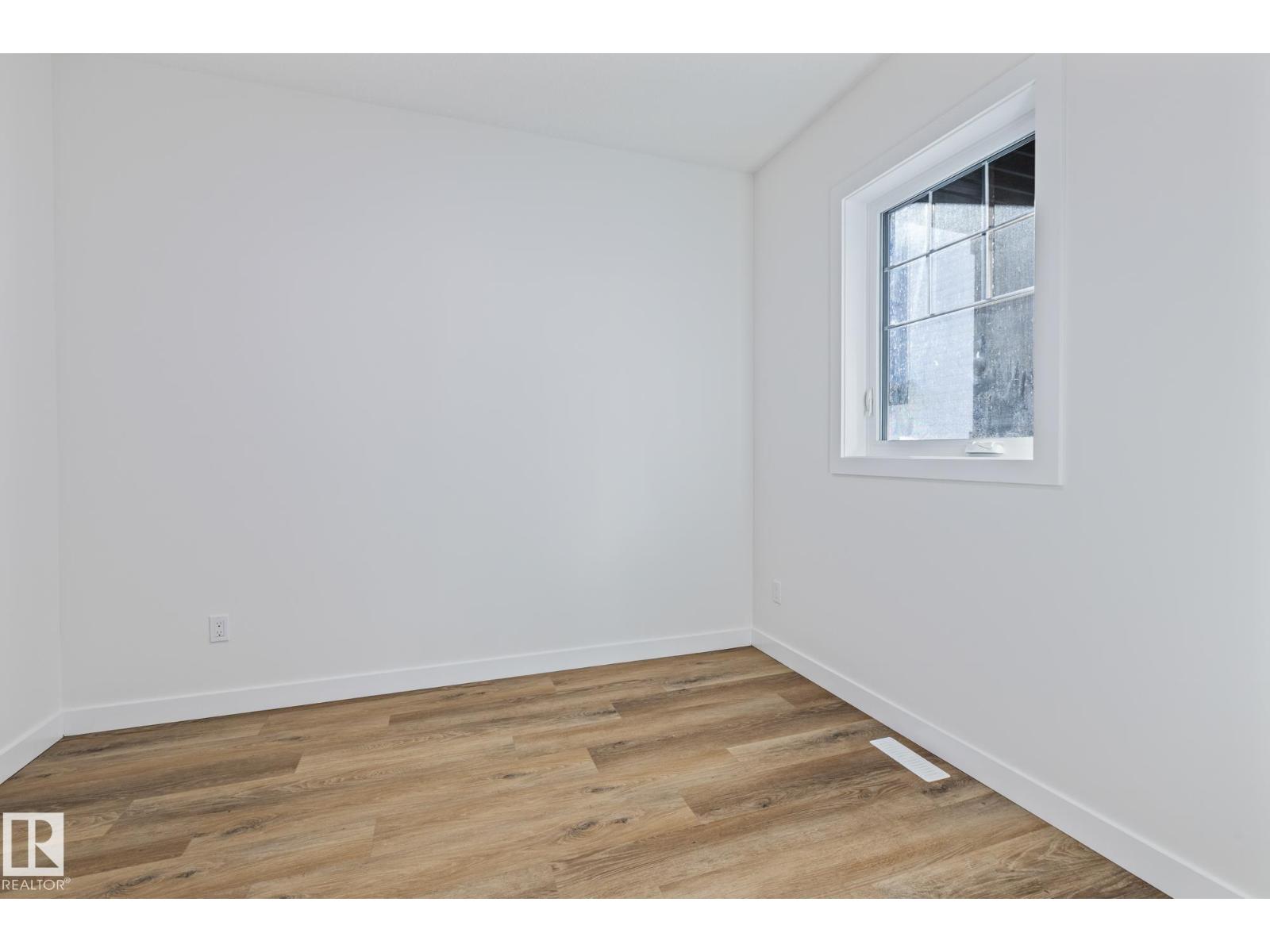 211 Savoy Cr, Sherwood Park, Alberta  T8H 3A8 - Photo 3 - E4463427