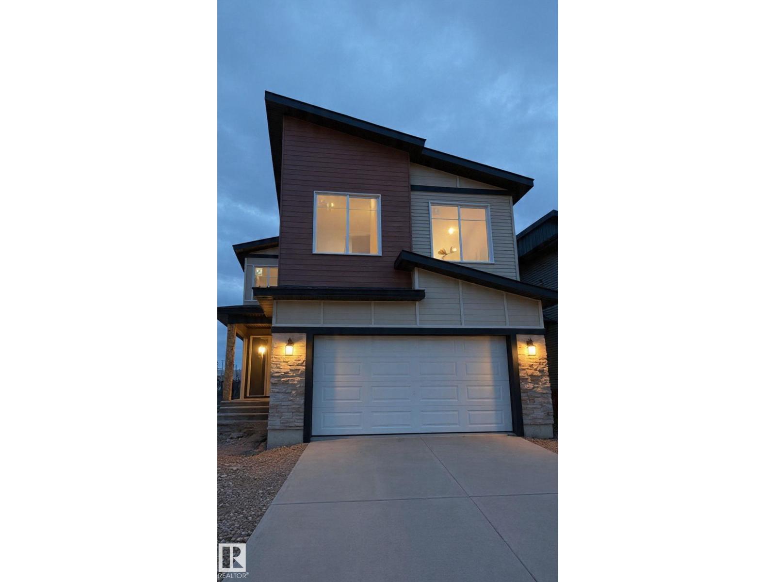 8924 Mayday Way SW SW, Edmonton, Alberta