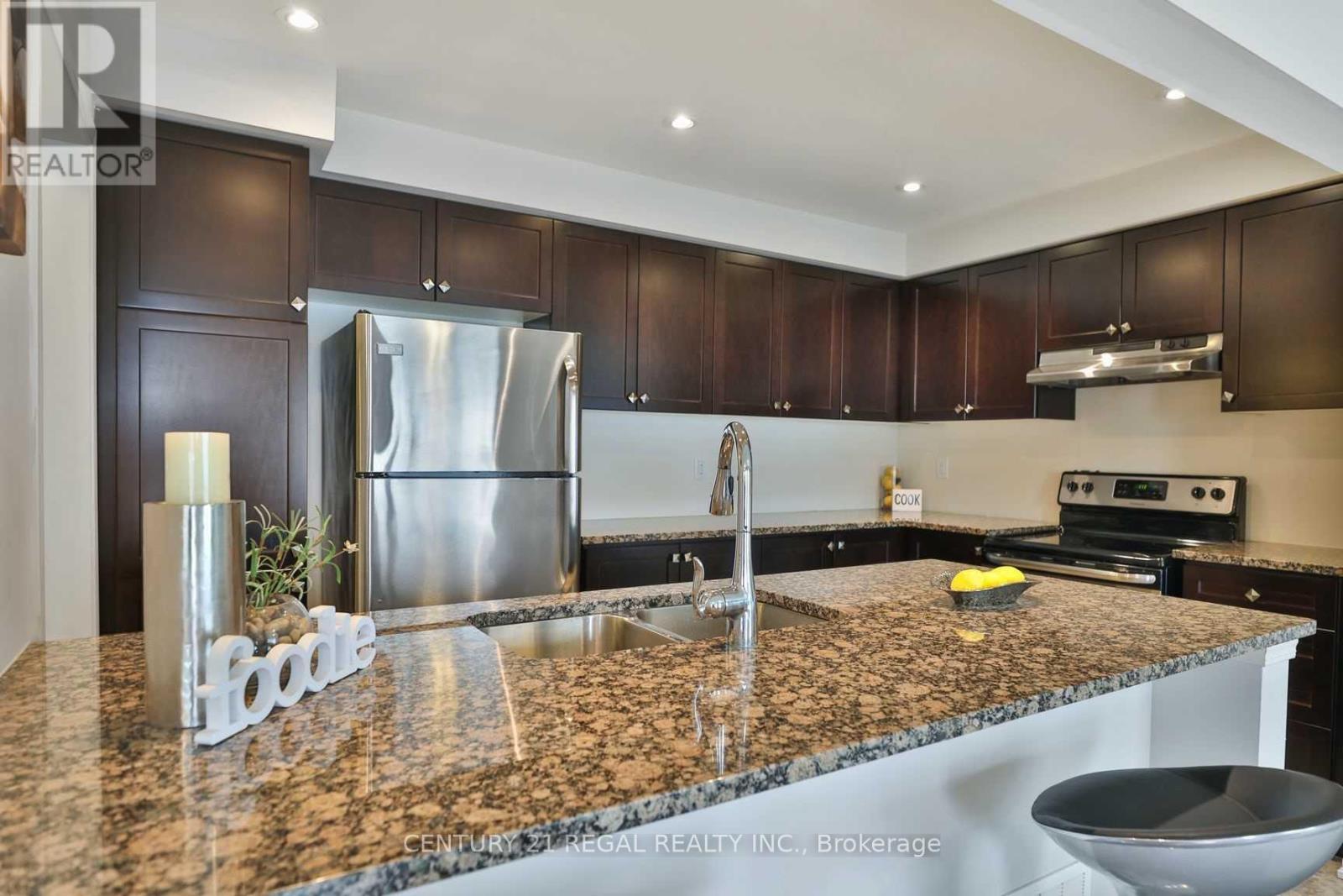 3089 Harbell Gate, Oakville, Ontario  L6M 0Z5 - Photo 11 - W12481107