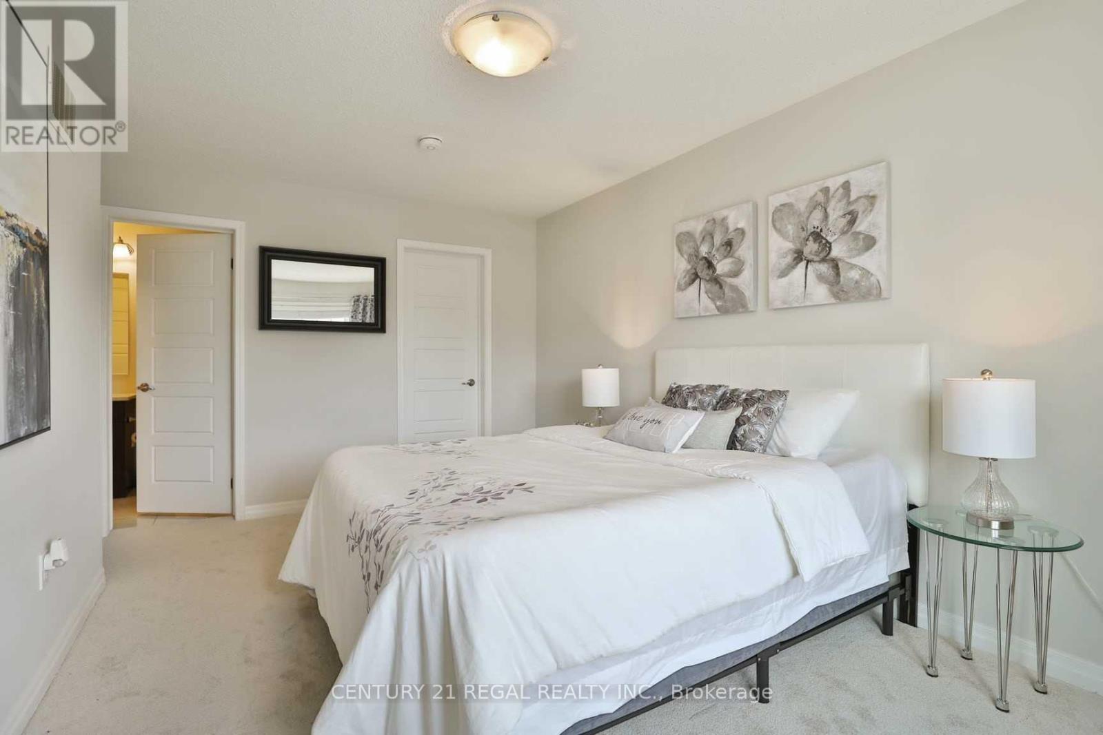 3089 Harbell Gate, Oakville, Ontario  L6M 0Z5 - Photo 13 - W12481107