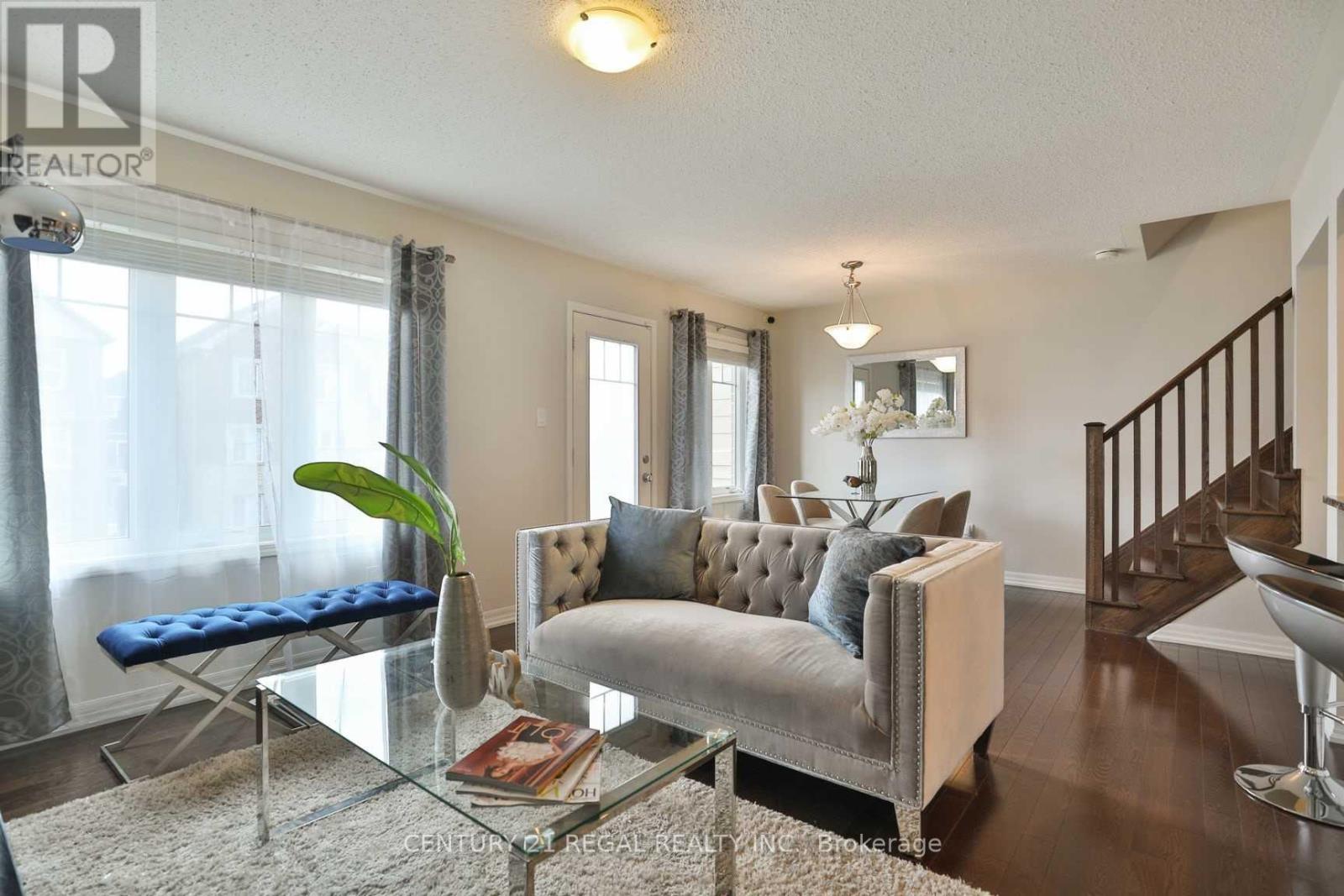 3089 Harbell Gate, Oakville, Ontario  L6M 0Z5 - Photo 9 - W12481107