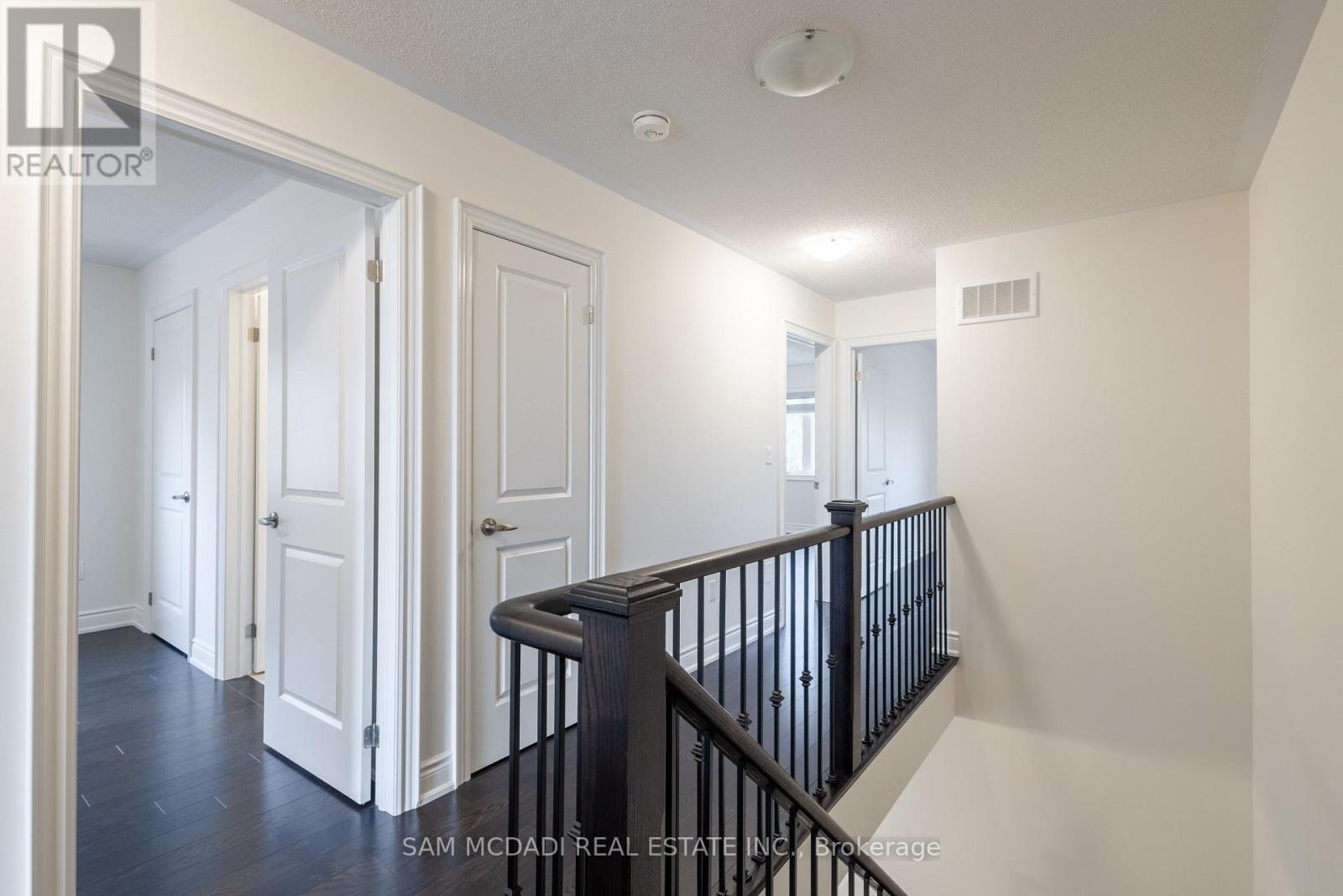 58 Workgreen Park Way, Brampton, Ontario  L6Y 6J7 - Photo 14 - W12481191