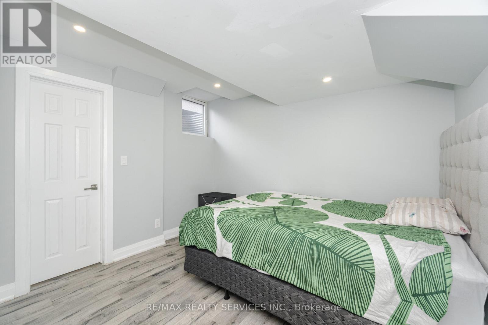 20 Delmonico Road, Brampton, Ontario  L6P 2K5 - Photo 38 - W12481198