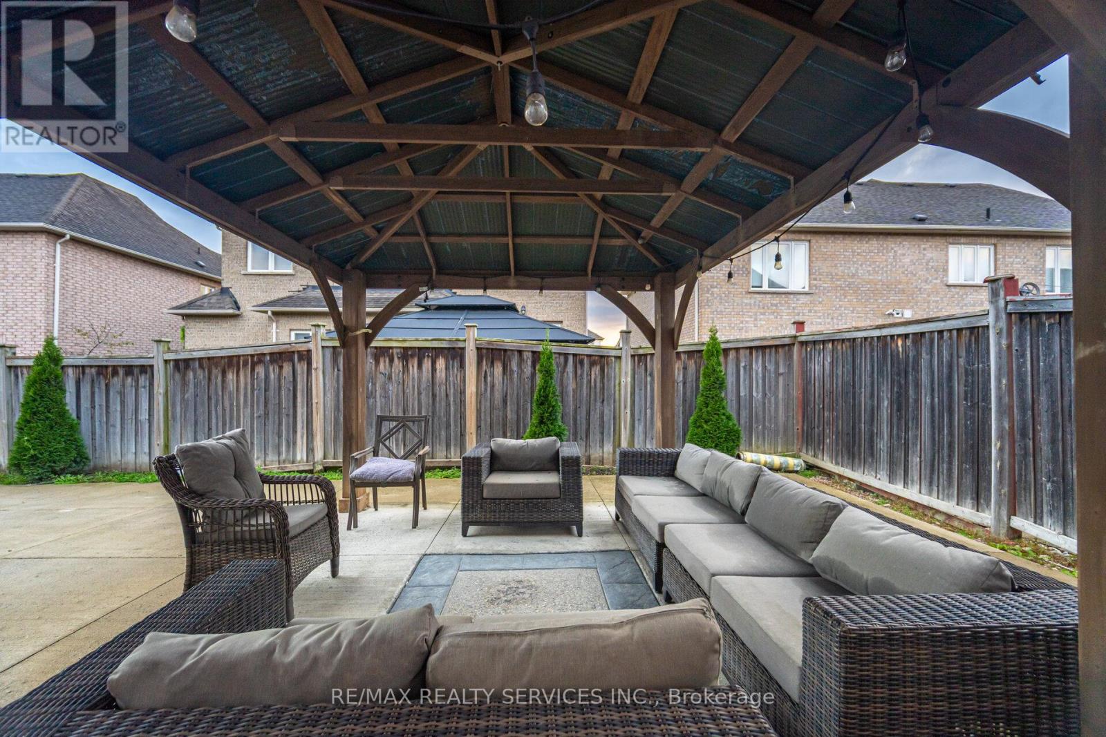 20 Delmonico Road, Brampton, Ontario  L6P 2K5 - Photo 42 - W12481198