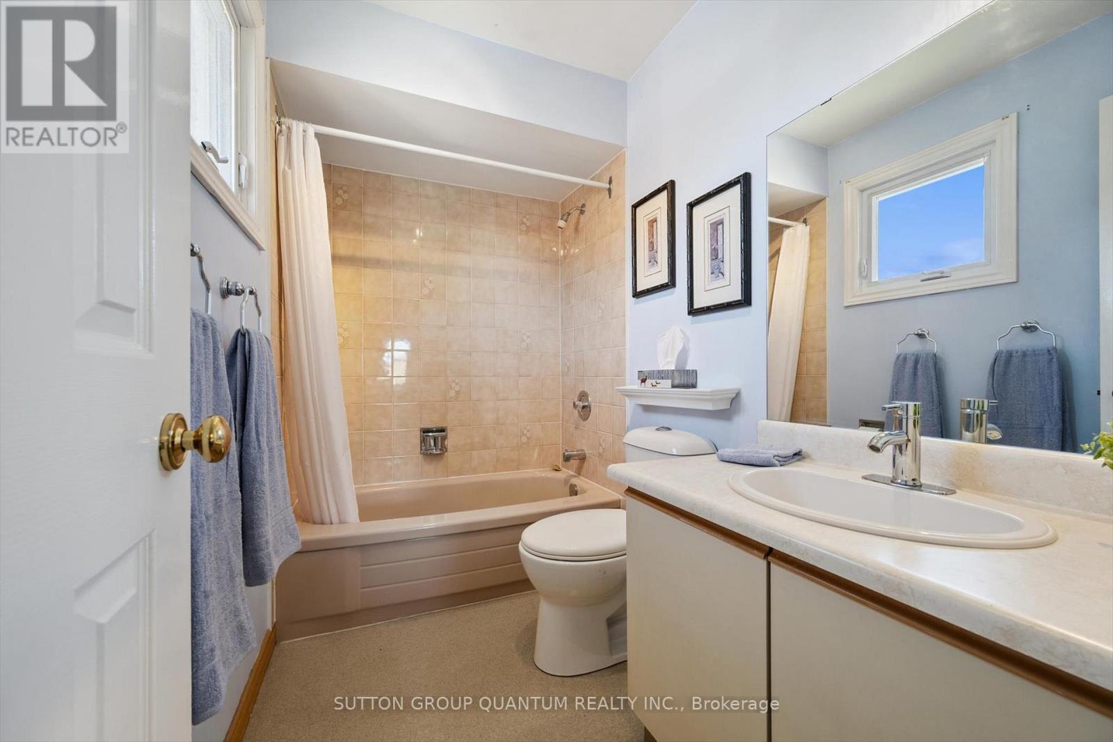 66 Corkett Drive, Brampton, Ontario  L6X 3E9 - Photo 19 - W12481237