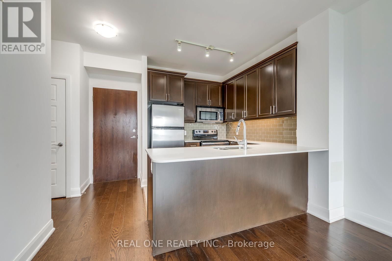 608 - 2470 Prince Michael Drive, Oakville, Ontario  L6H 0G9 - Photo 12 - W12481238