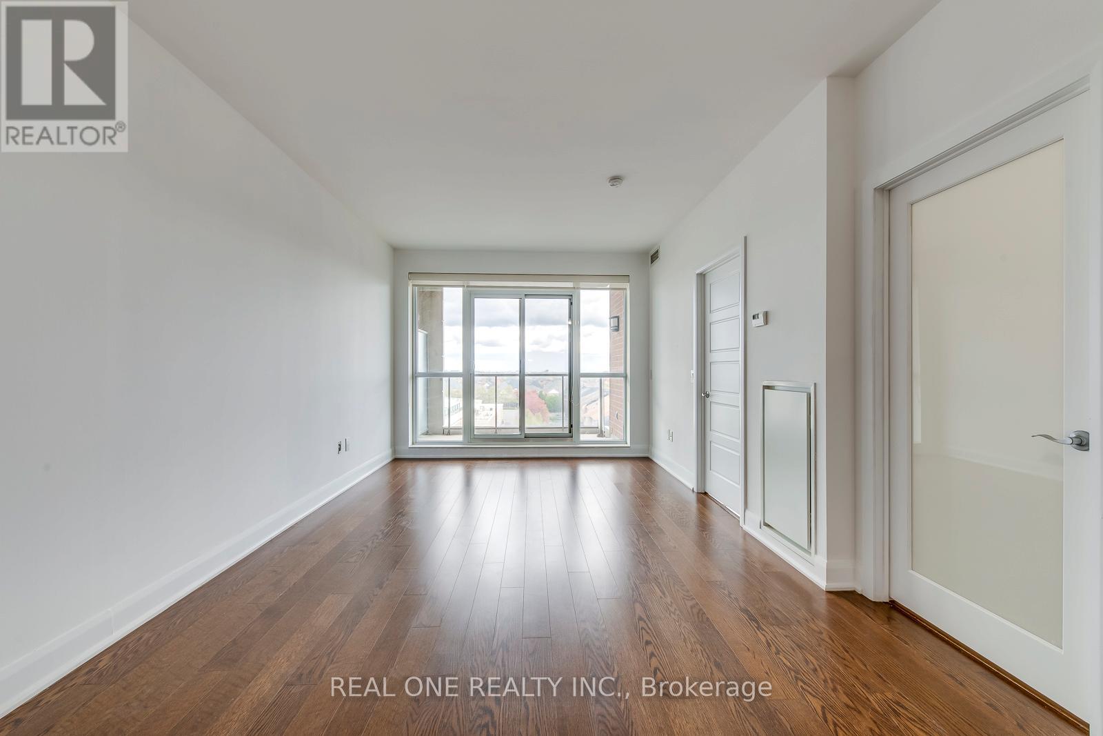 608 - 2470 Prince Michael Drive, Oakville, Ontario  L6H 0G9 - Photo 16 - W12481238