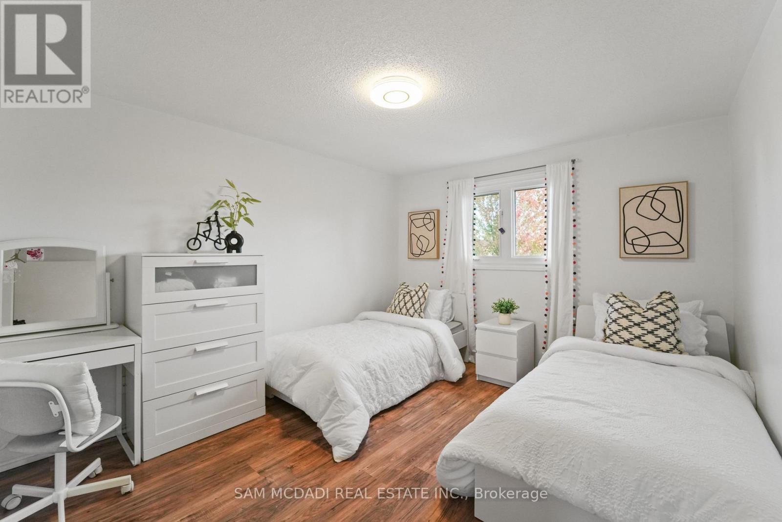 522 Roseheath Drive, Milton, Ontario  L9T 4V6 - Photo 22 - W12481243