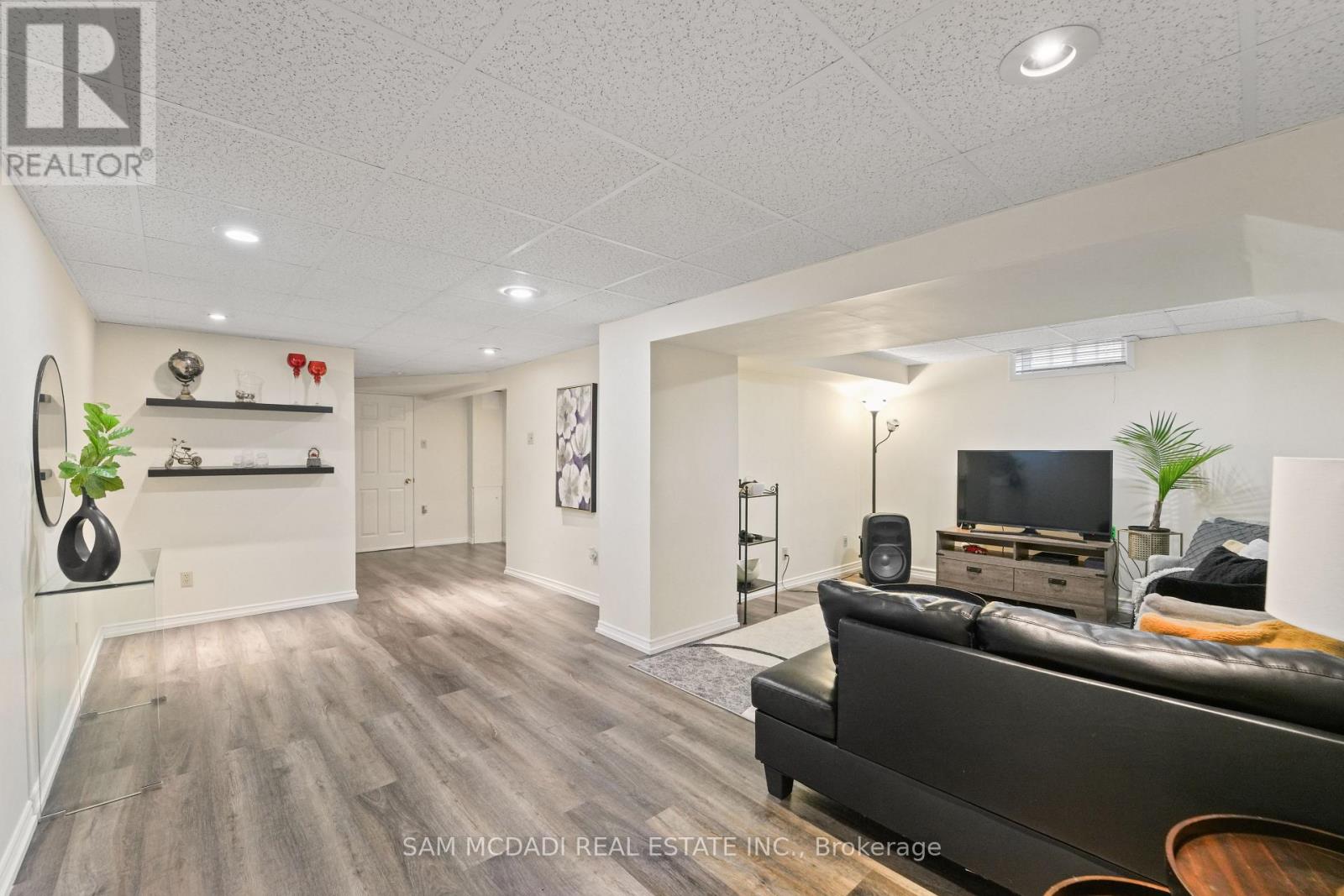 522 Roseheath Drive, Milton, Ontario  L9T 4V6 - Photo 29 - W12481243