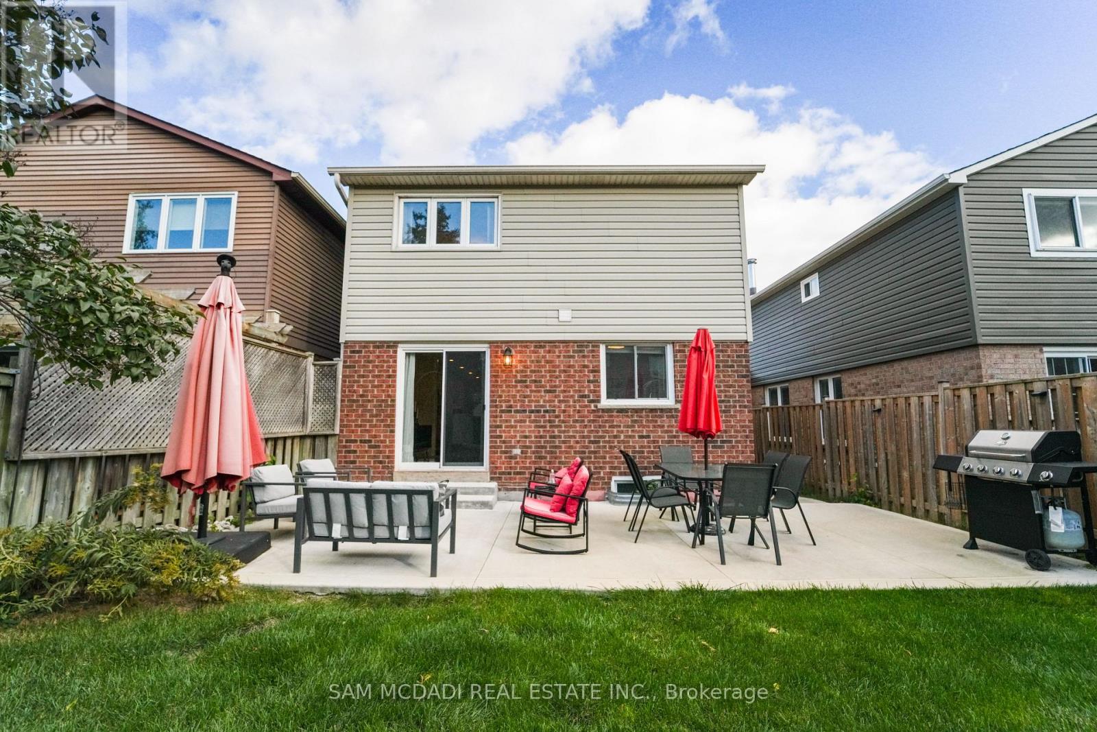 522 Roseheath Drive, Milton, Ontario  L9T 4V6 - Photo 34 - W12481243