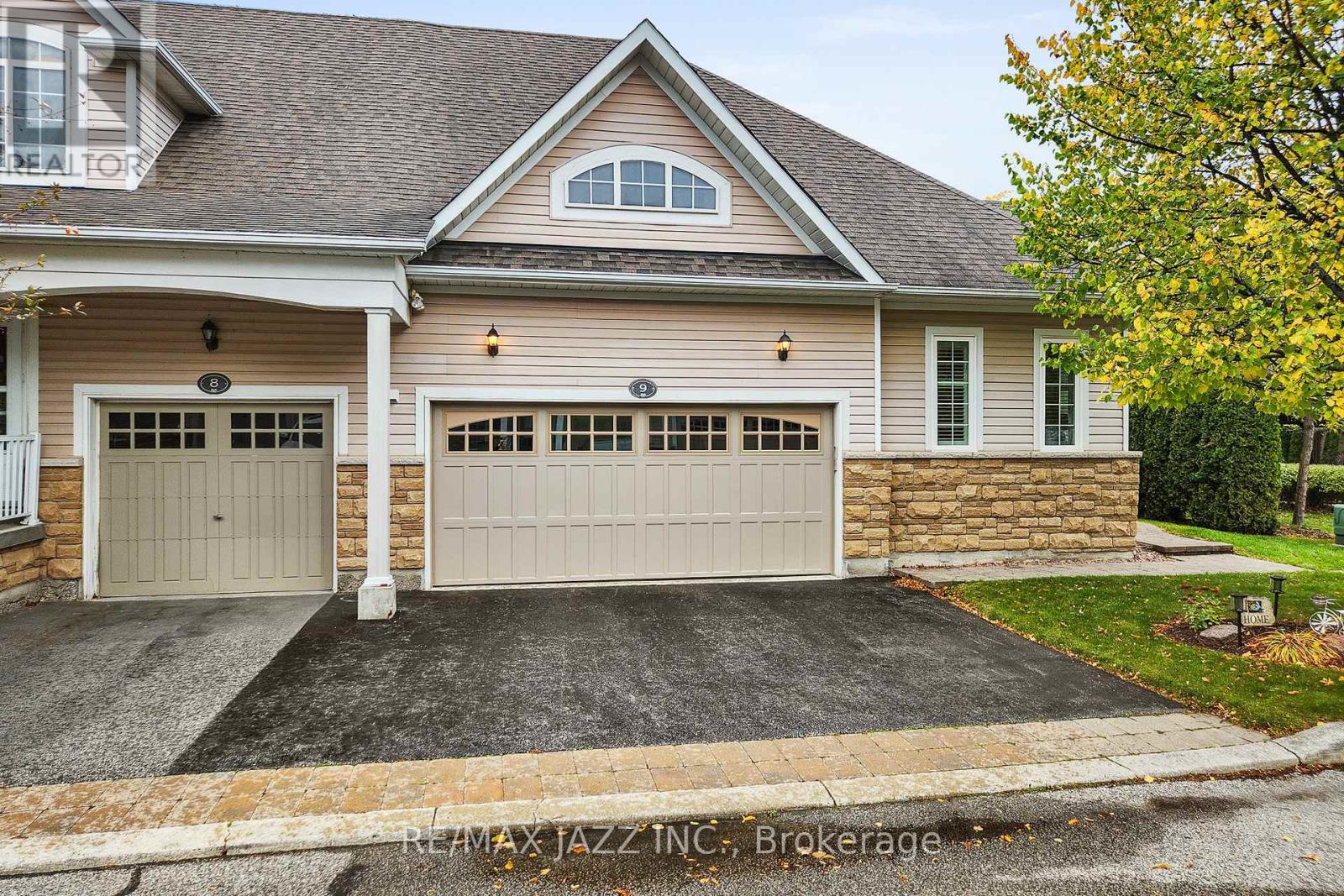 9 - 350 LAKEBREEZE DRIVE, Clarington, Ontario