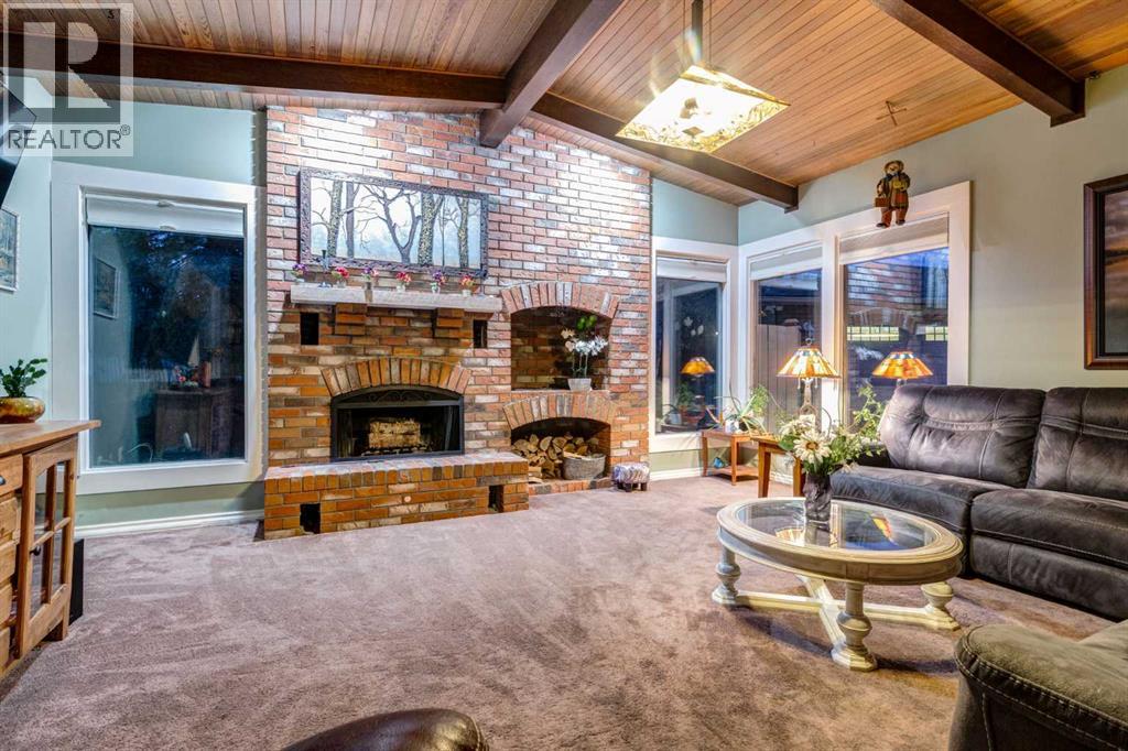 220 Oakridge Place Sw, Calgary, Alberta  T2V 1V2 - Photo 18 - A2261199