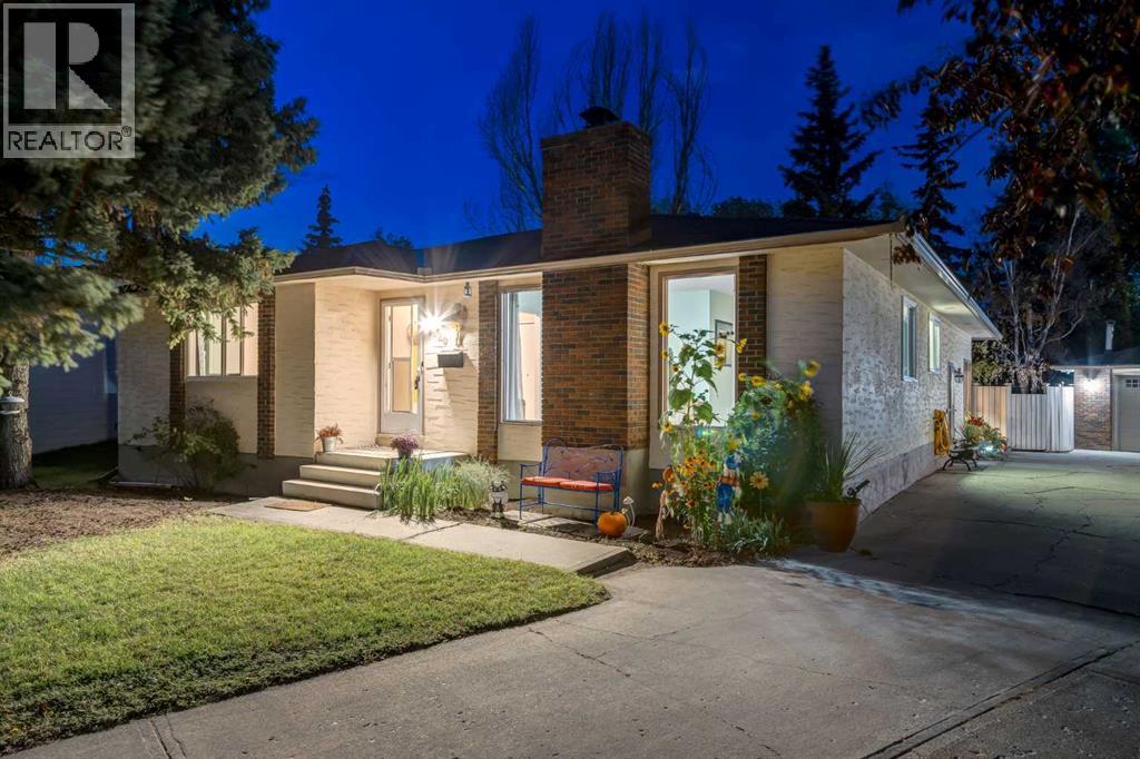 220 Oakridge Place Sw, Calgary, Alberta  T2V 1V2 - Photo 38 - A2261199