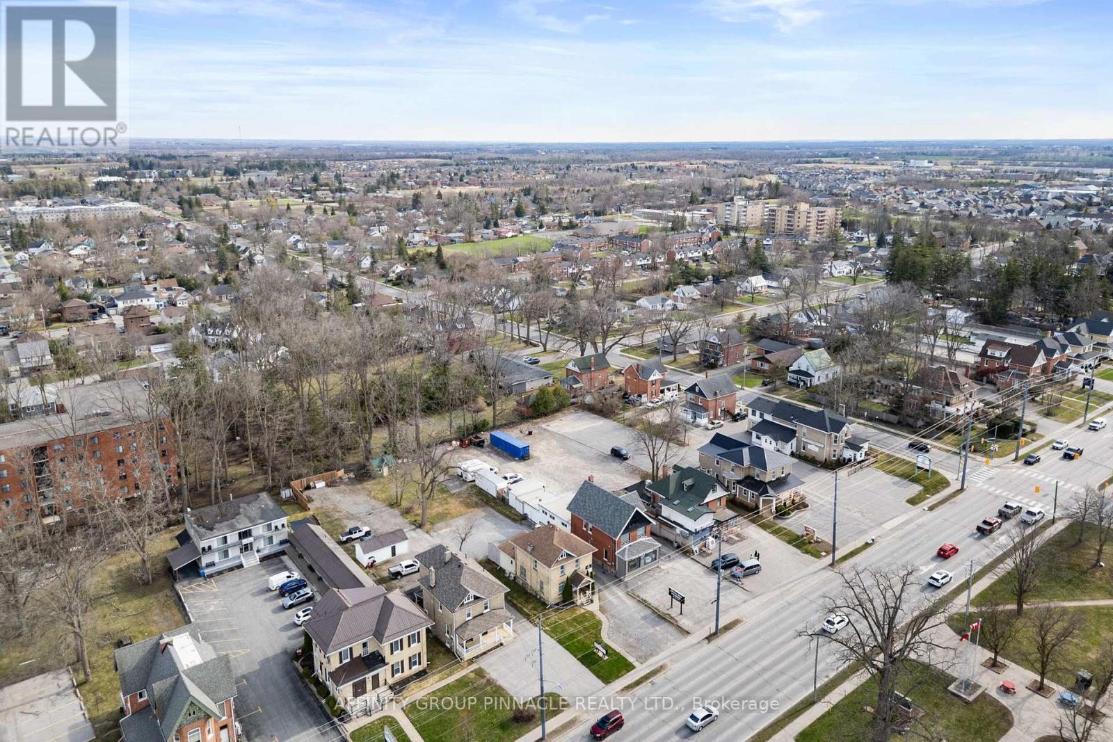 255 Kent Street W, Kawartha Lakes, Ontario  K9V 2Z4 - Photo 2 - X12481283